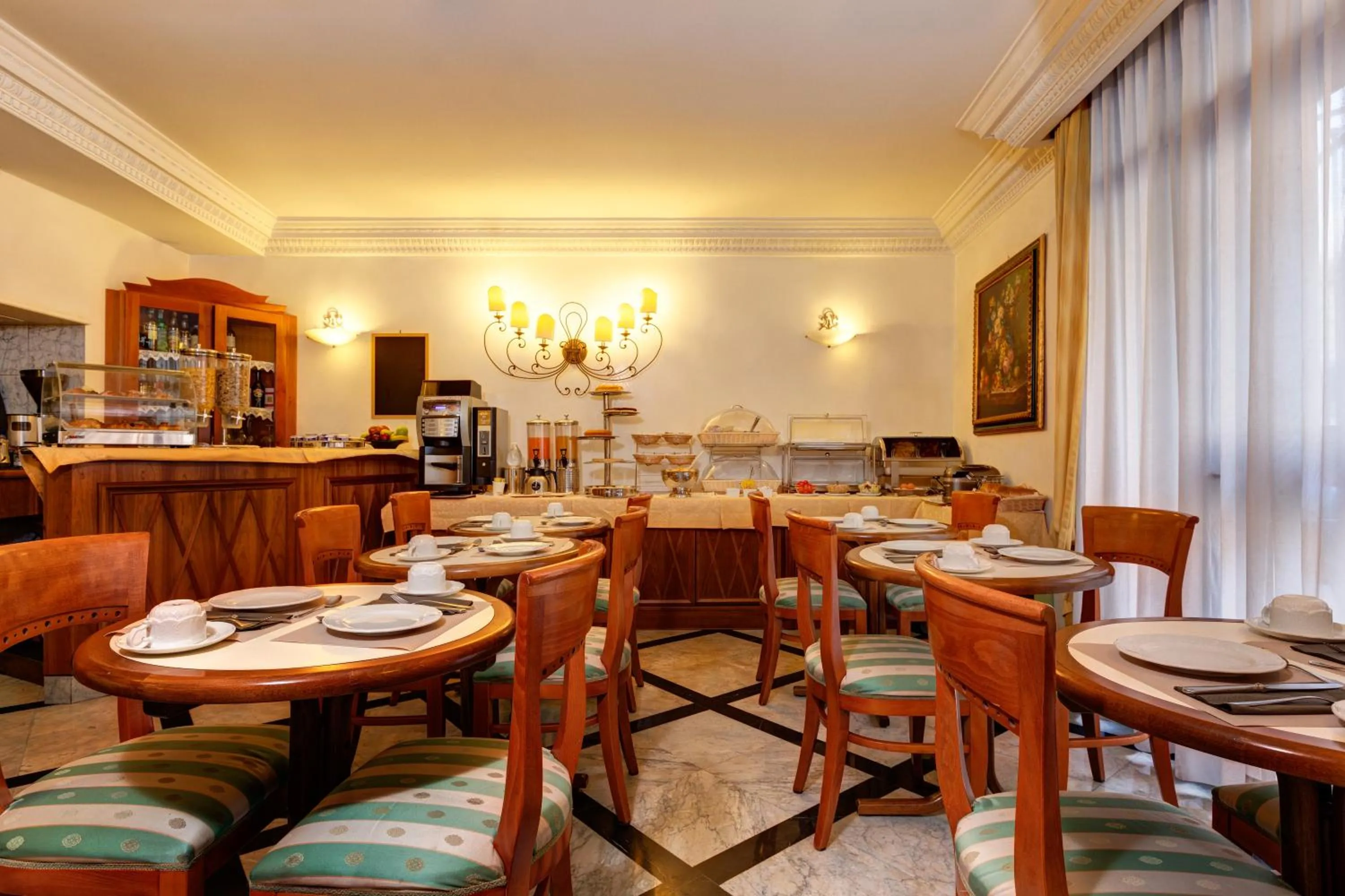 Lounge or bar in Hotel Amalfi