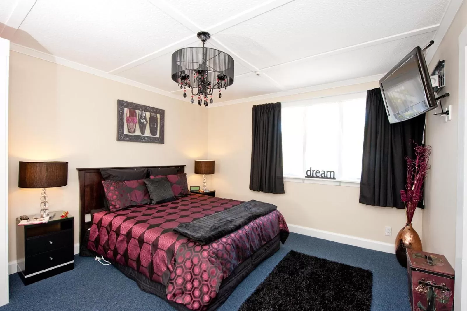 Bed in Anndion Motel