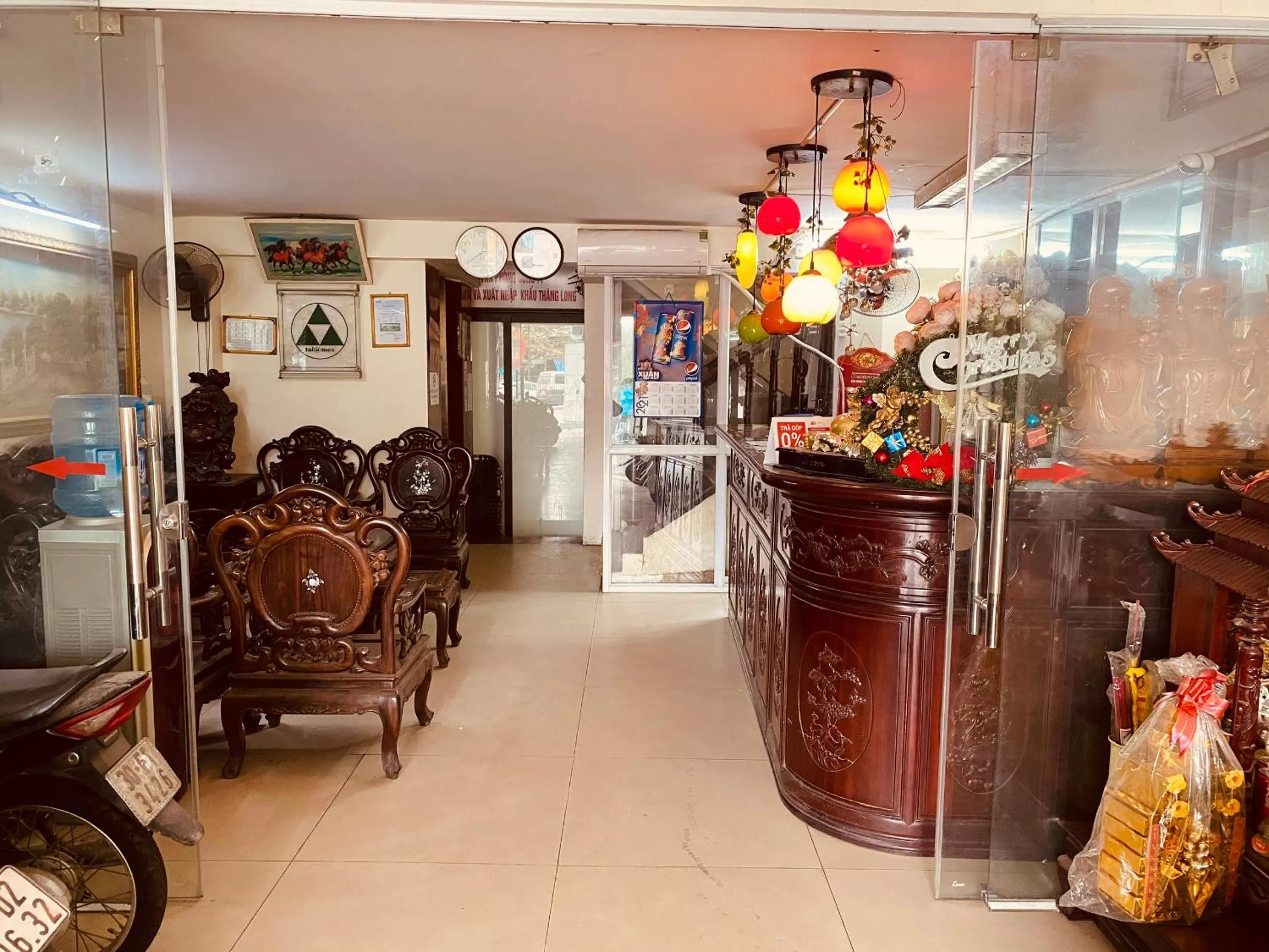 Lobby or reception in Thang Long Hotel
