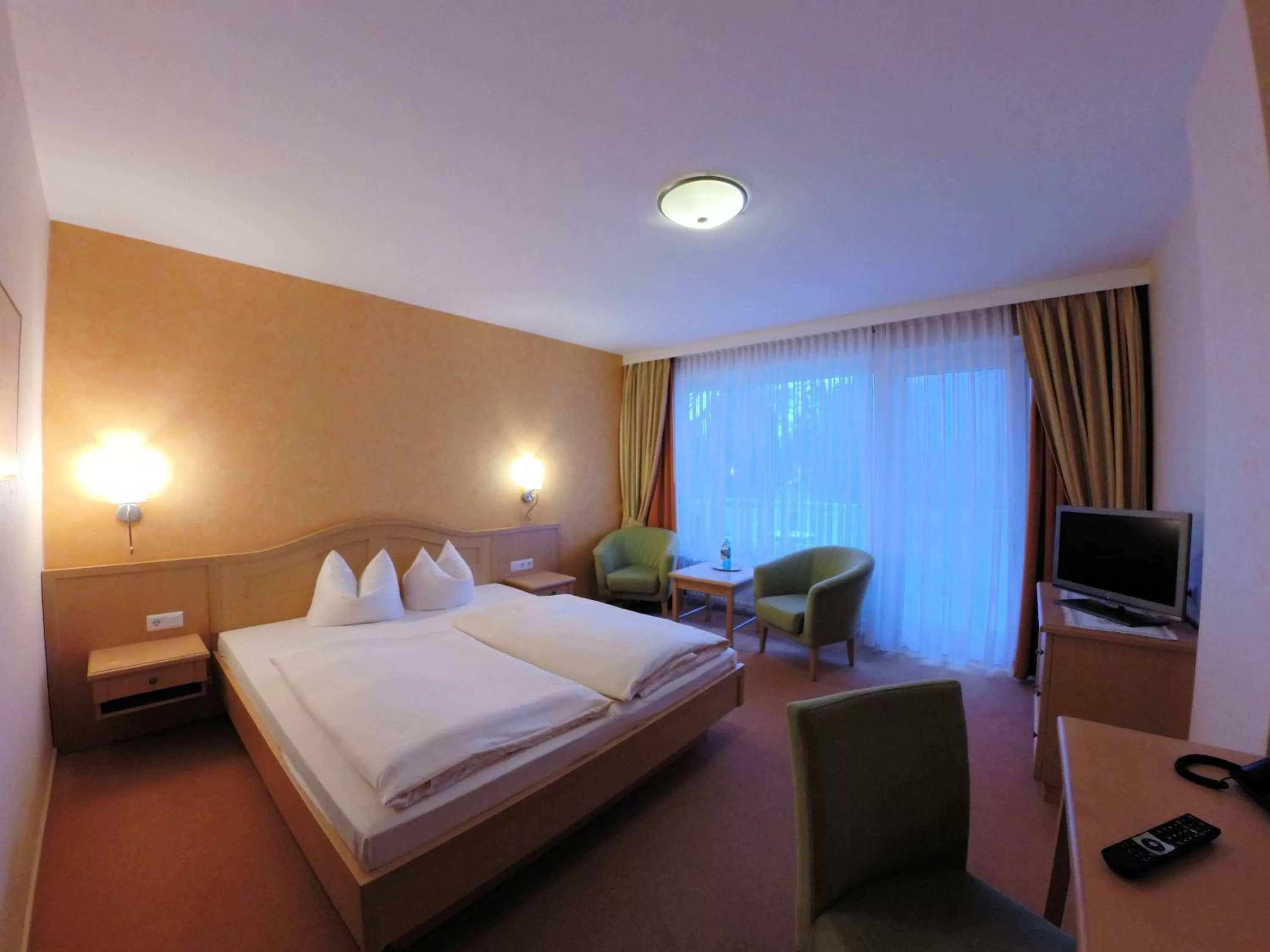 Day, Bed in Frommanns Landhotel