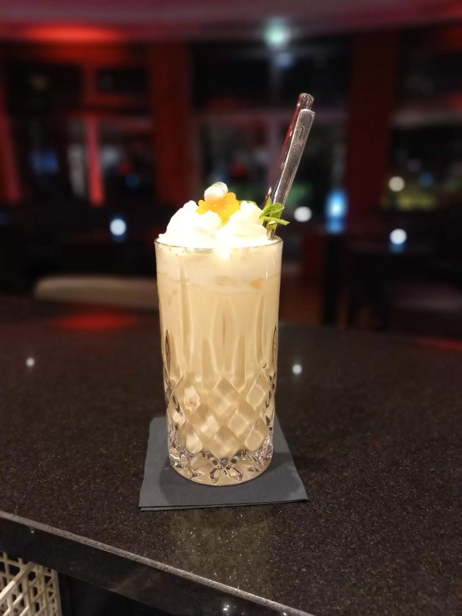 Lounge or bar in PhiLeRo Hotel Köln