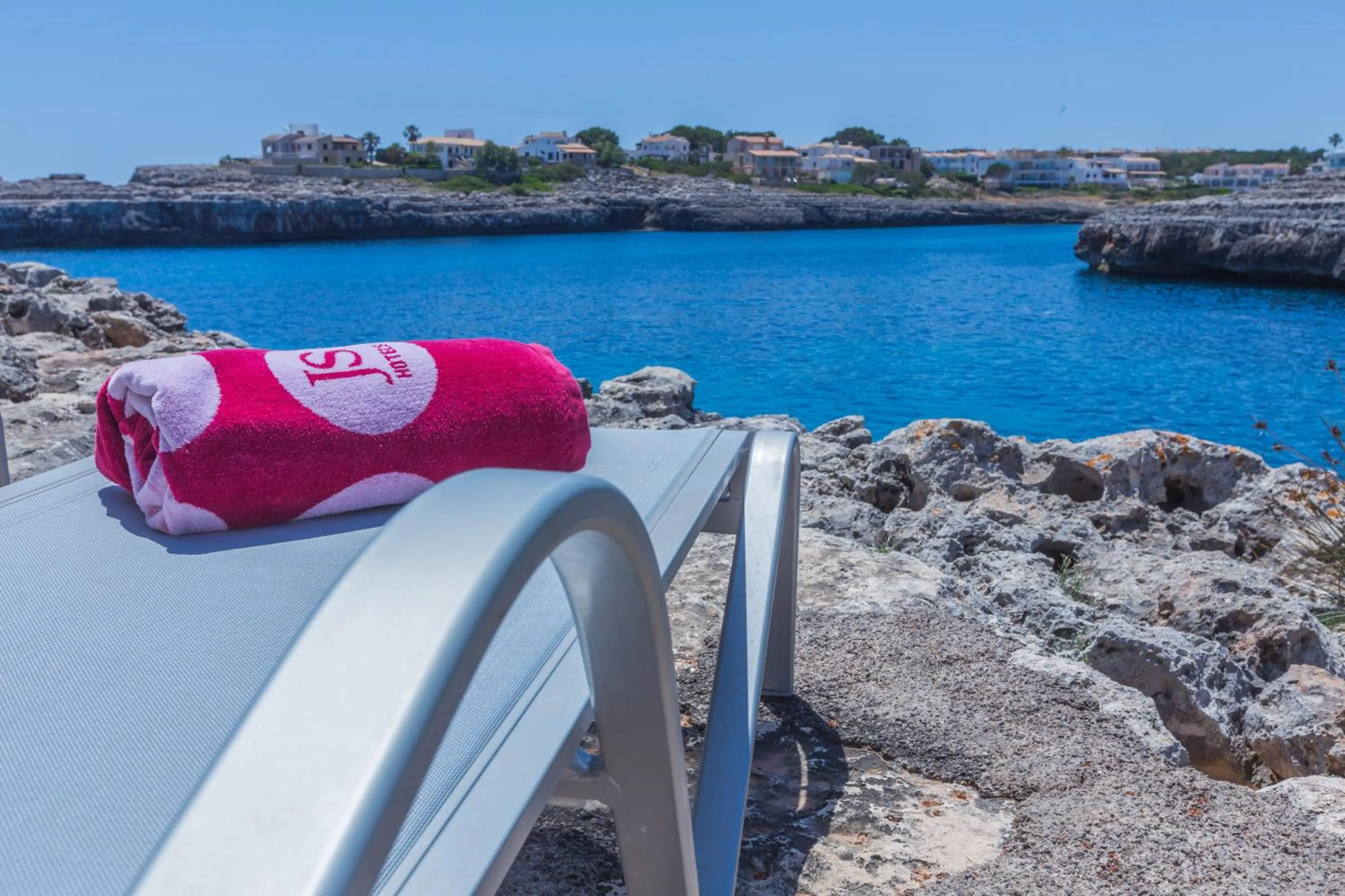 Beach in JS Cape Colom - Adults Only