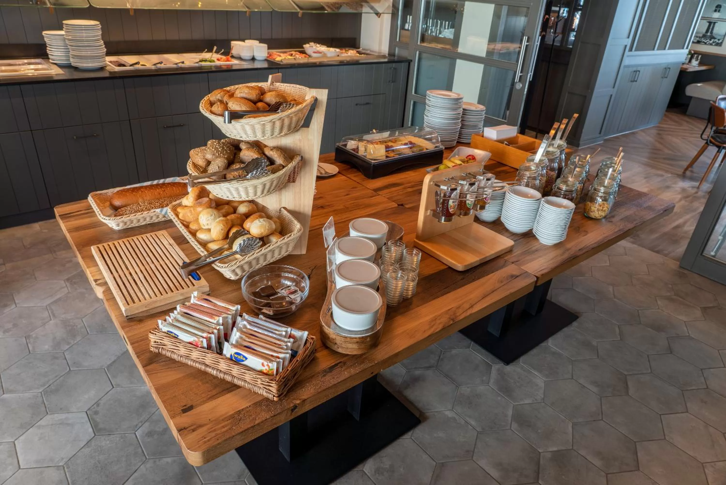 Restaurant/places to eat in Nymphe Strandhotel & Apartments