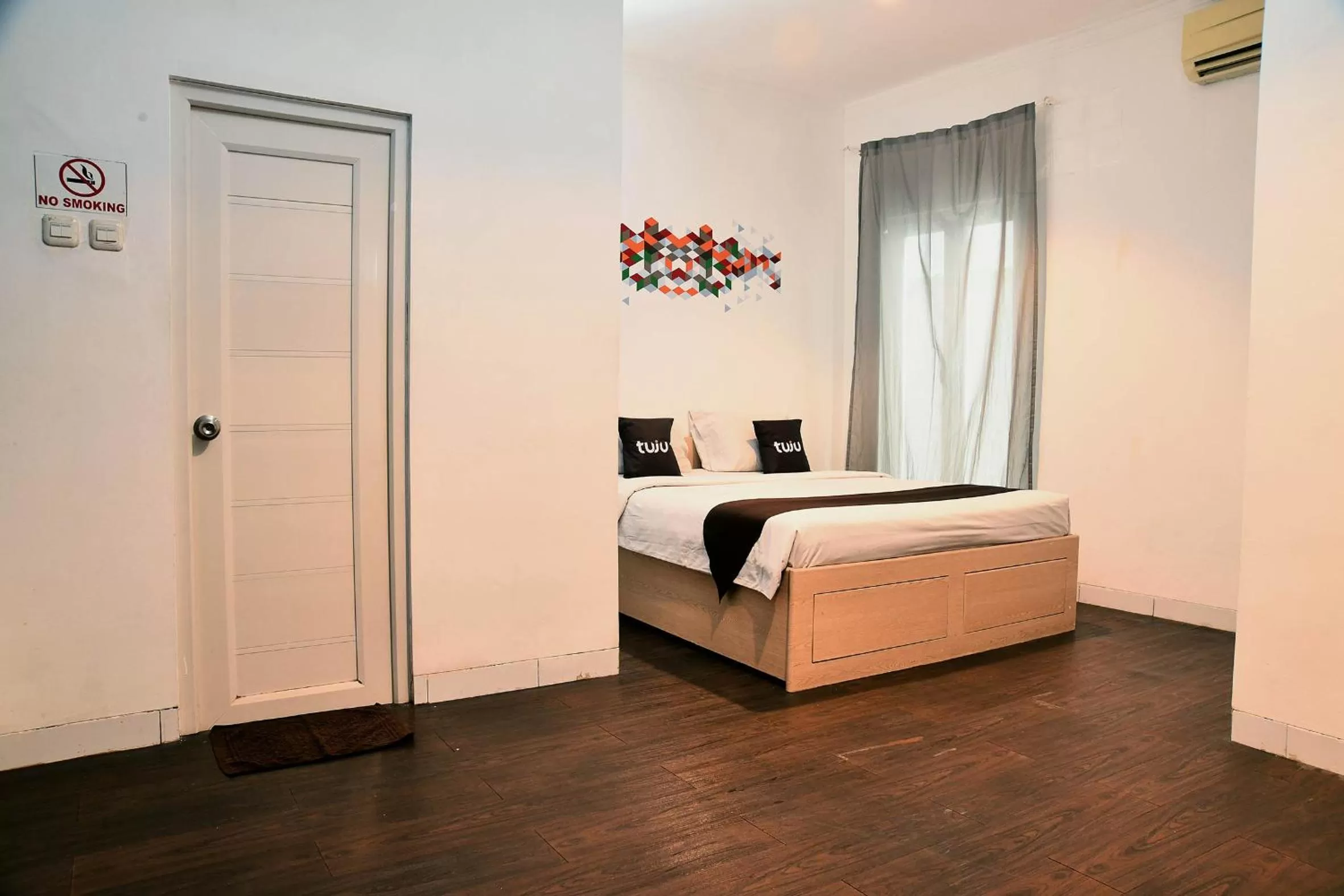 Bedroom, Bed in Tuju Abuserin Syariah