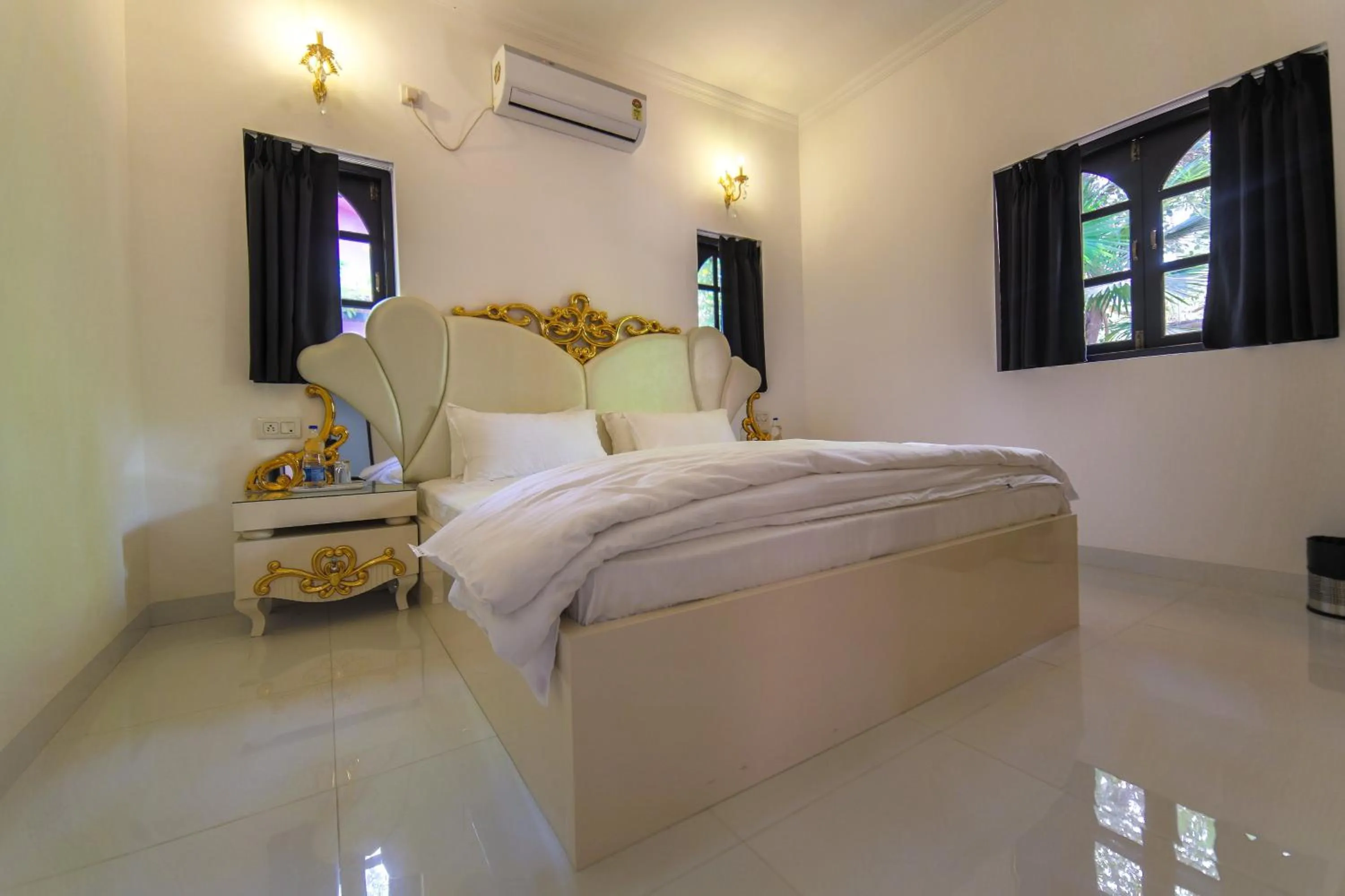 Area and facilities, Bed in Amour Resort