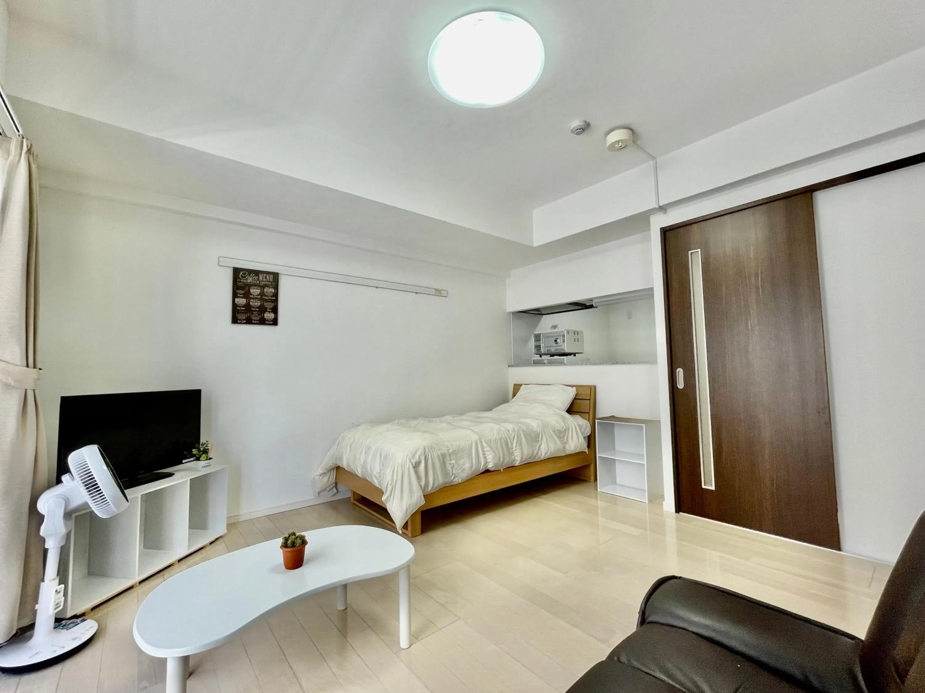 Photo of the whole room, Bed in Villa Izumizaki