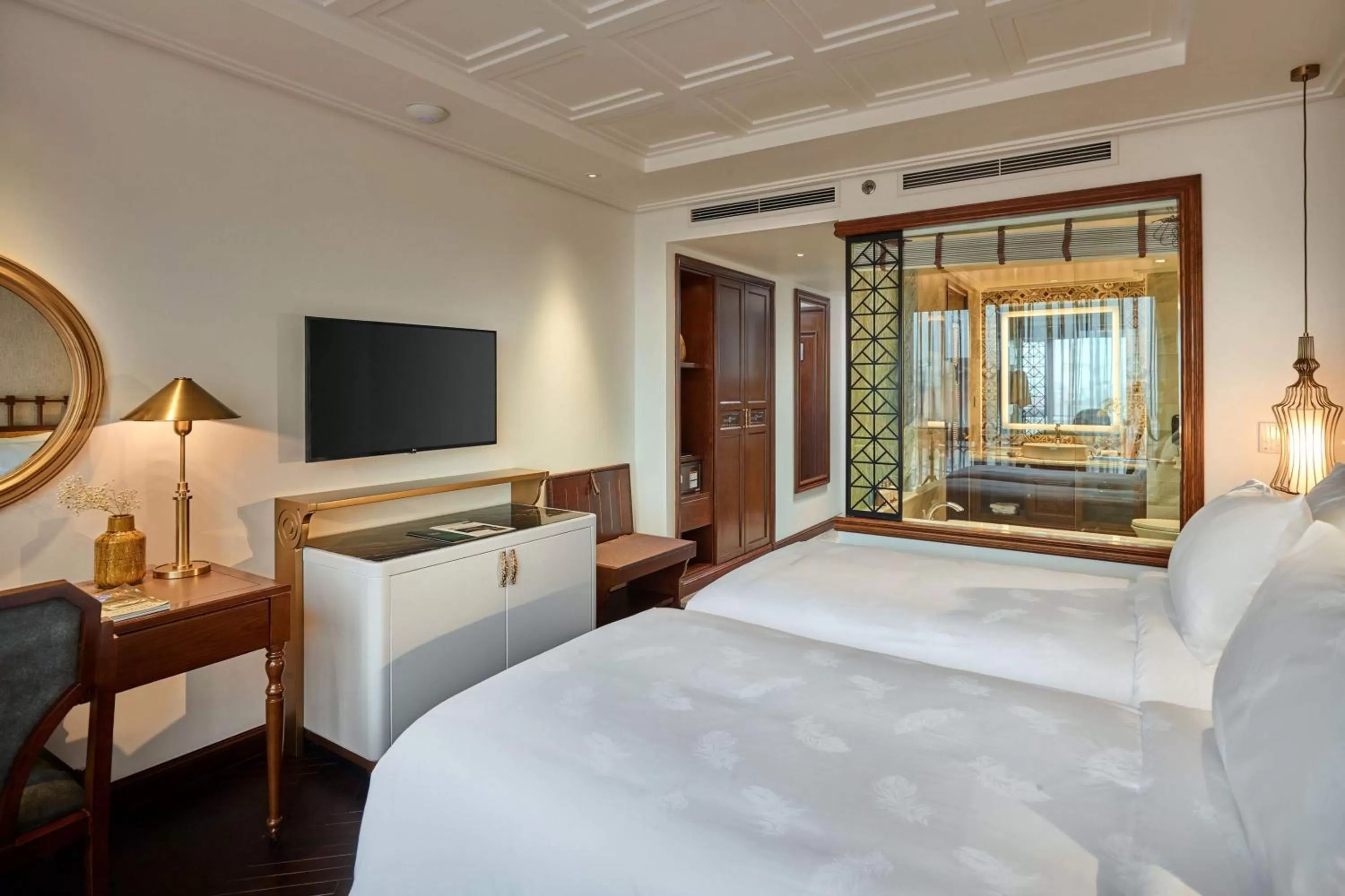 Bedroom, Bed in Peridot Grand Luxury Boutique Hotel