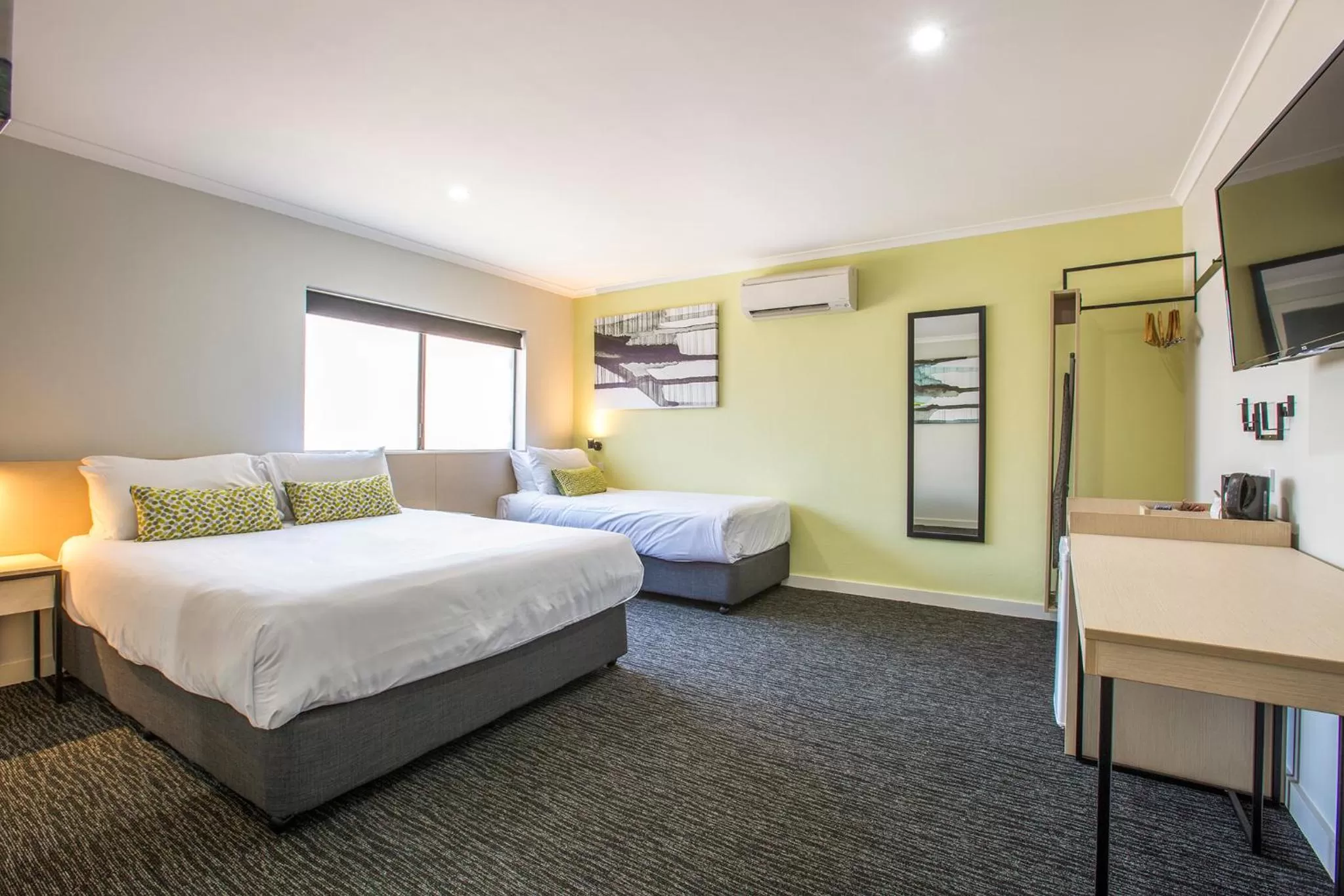 TV and multimedia, Bed in Nightcap at Blue Cattle Dog Hotel