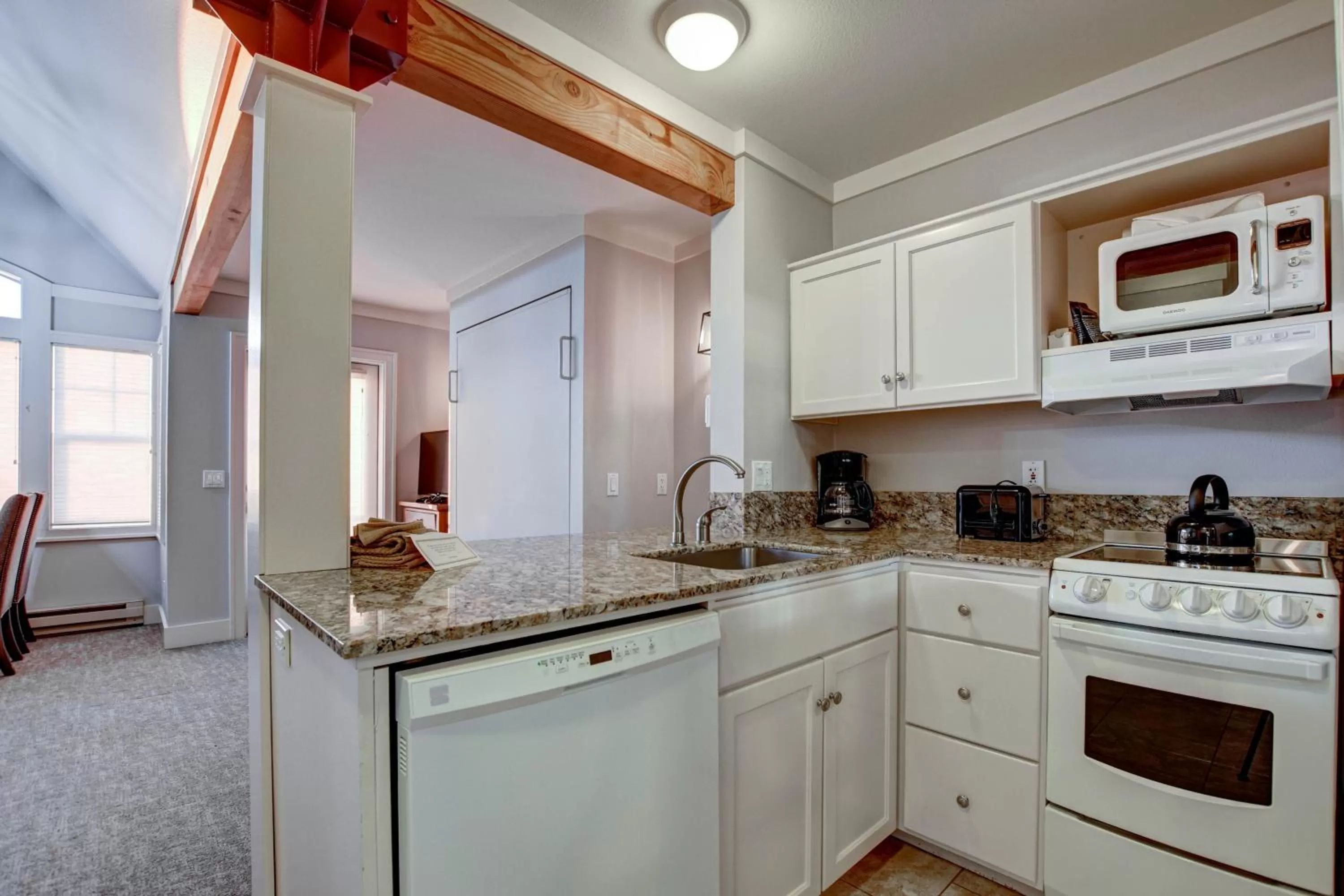 Kitchen or kitchenette, Kitchen/Kitchenette in The Waves