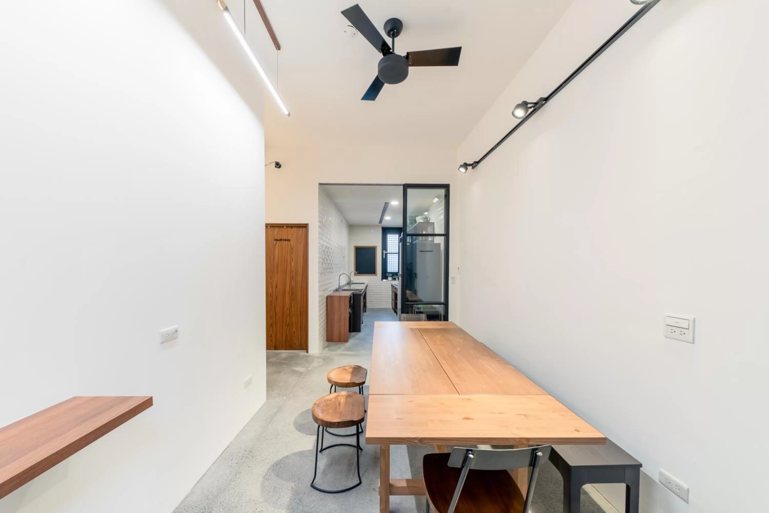 Dining area in De Provintia Straat B&B