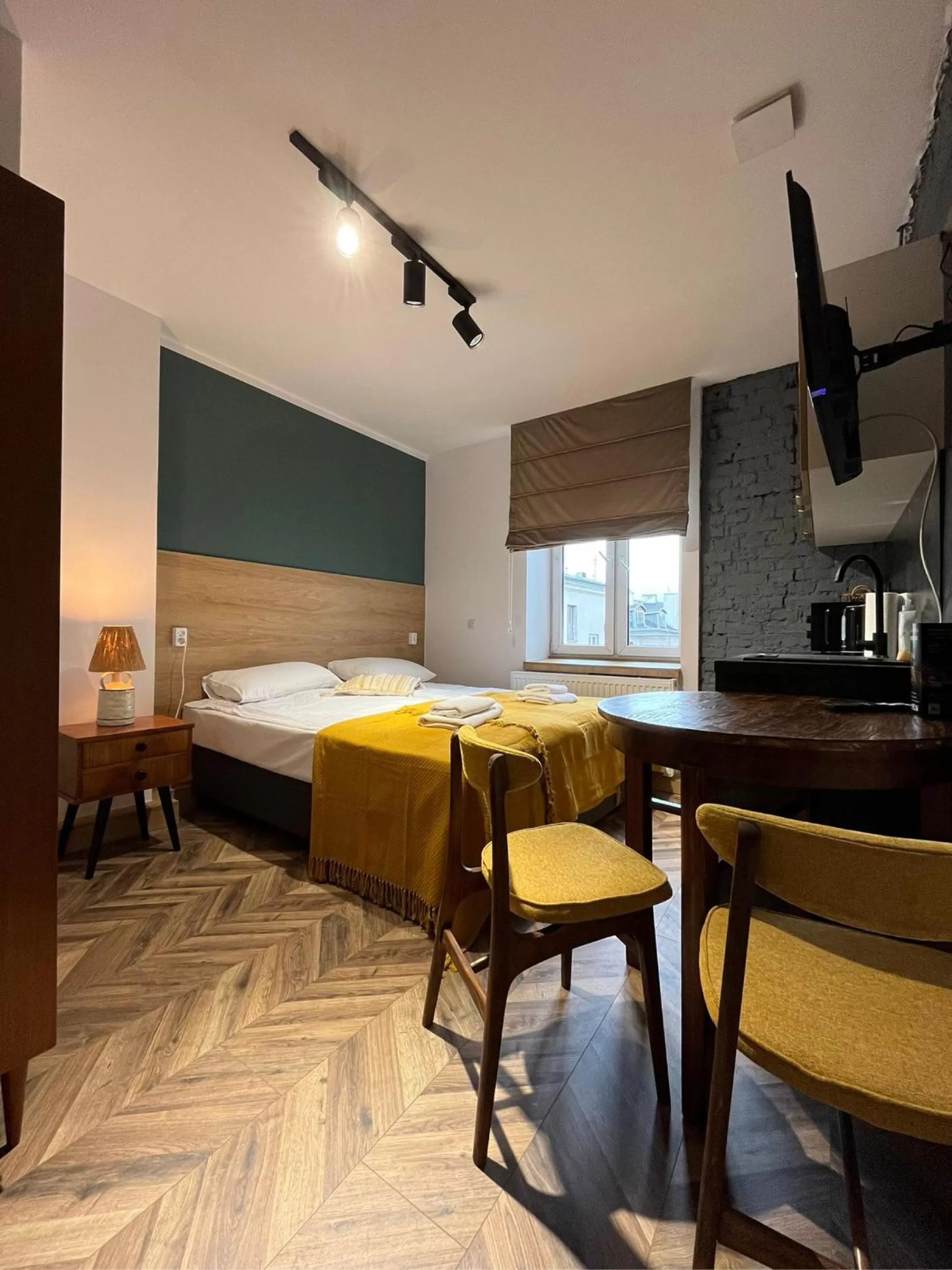 Photo of the whole room, Bed in Apartamenty Piotrkowska 28 by Good Time