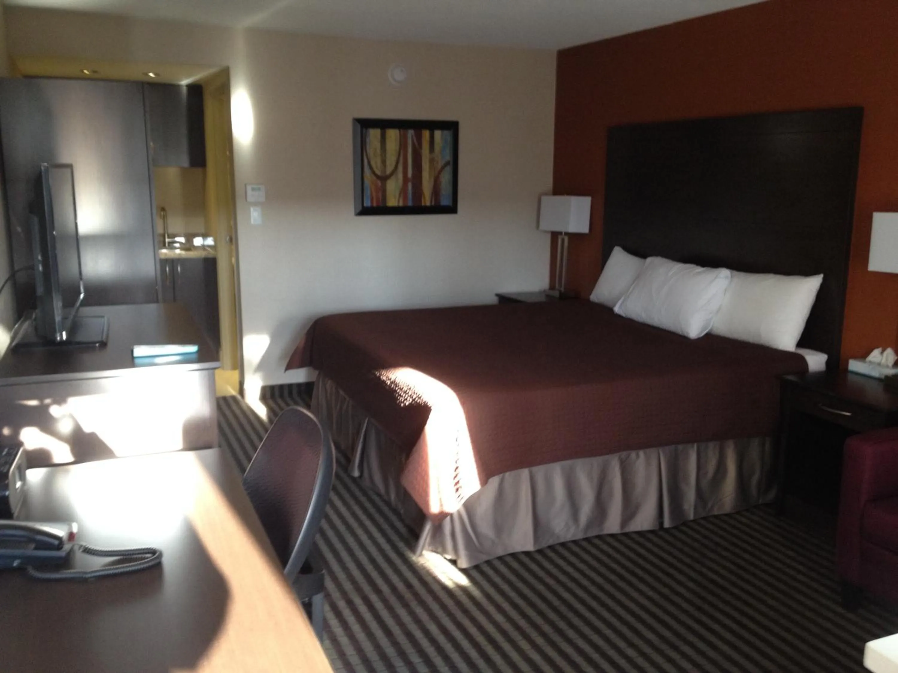 King Room in Mississauga Gate Inn
