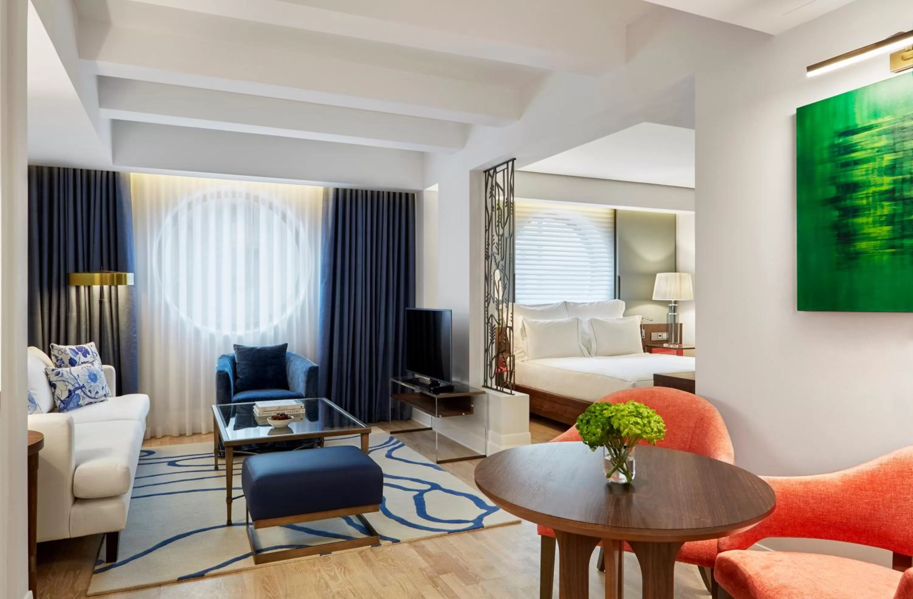 TV and multimedia in The Merchant House