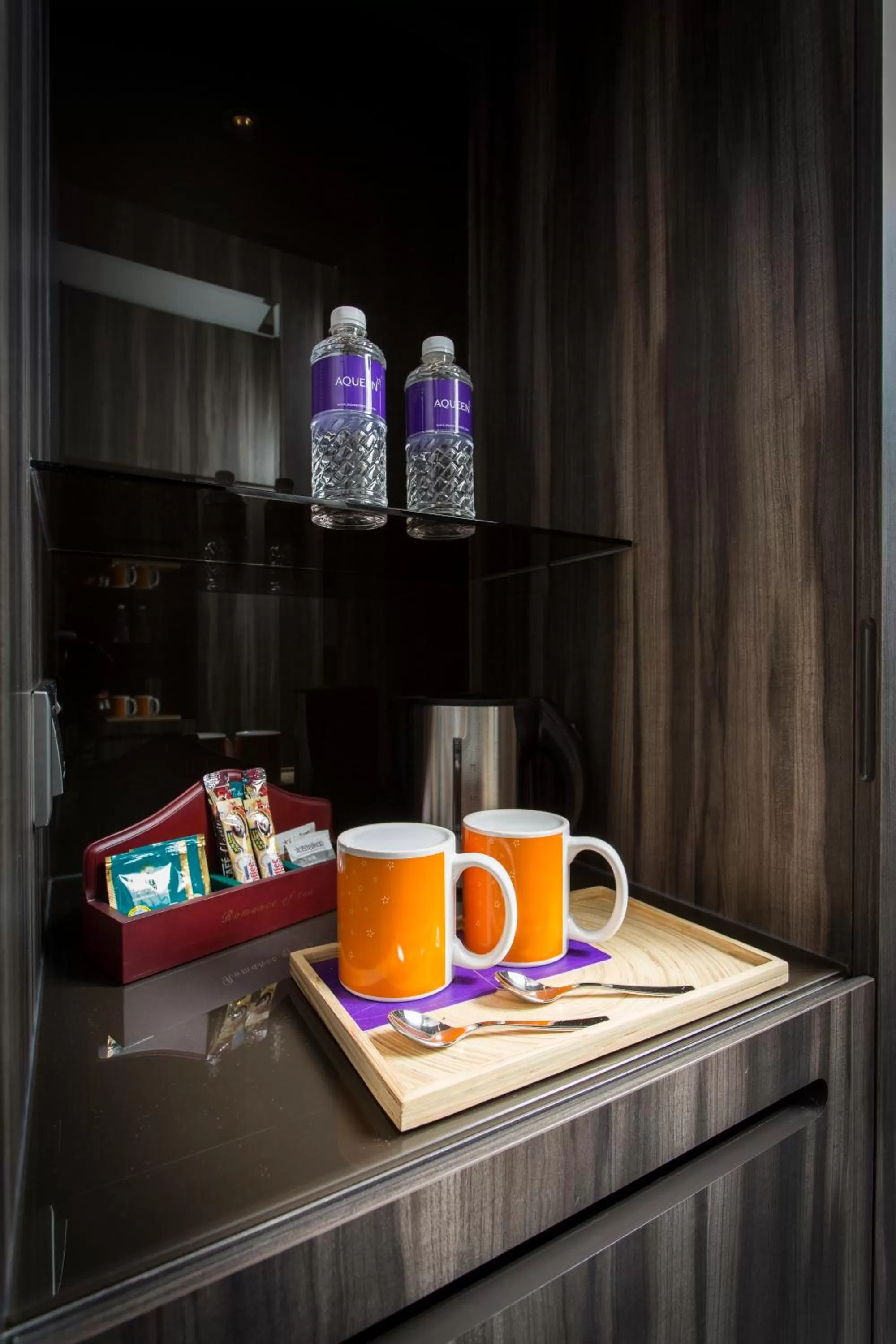 Coffee/tea facilities in Aqueen Hotel Paya Lebar