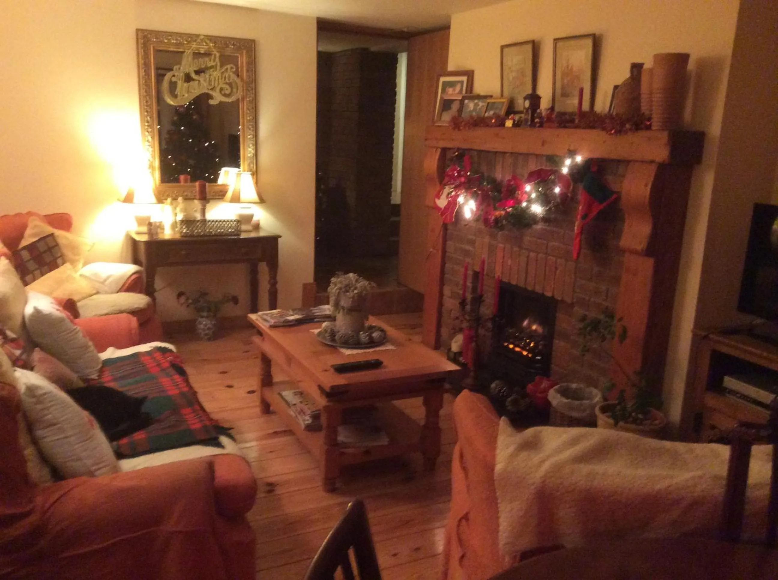 Communal lounge/ TV room in Ashleigh Guest House