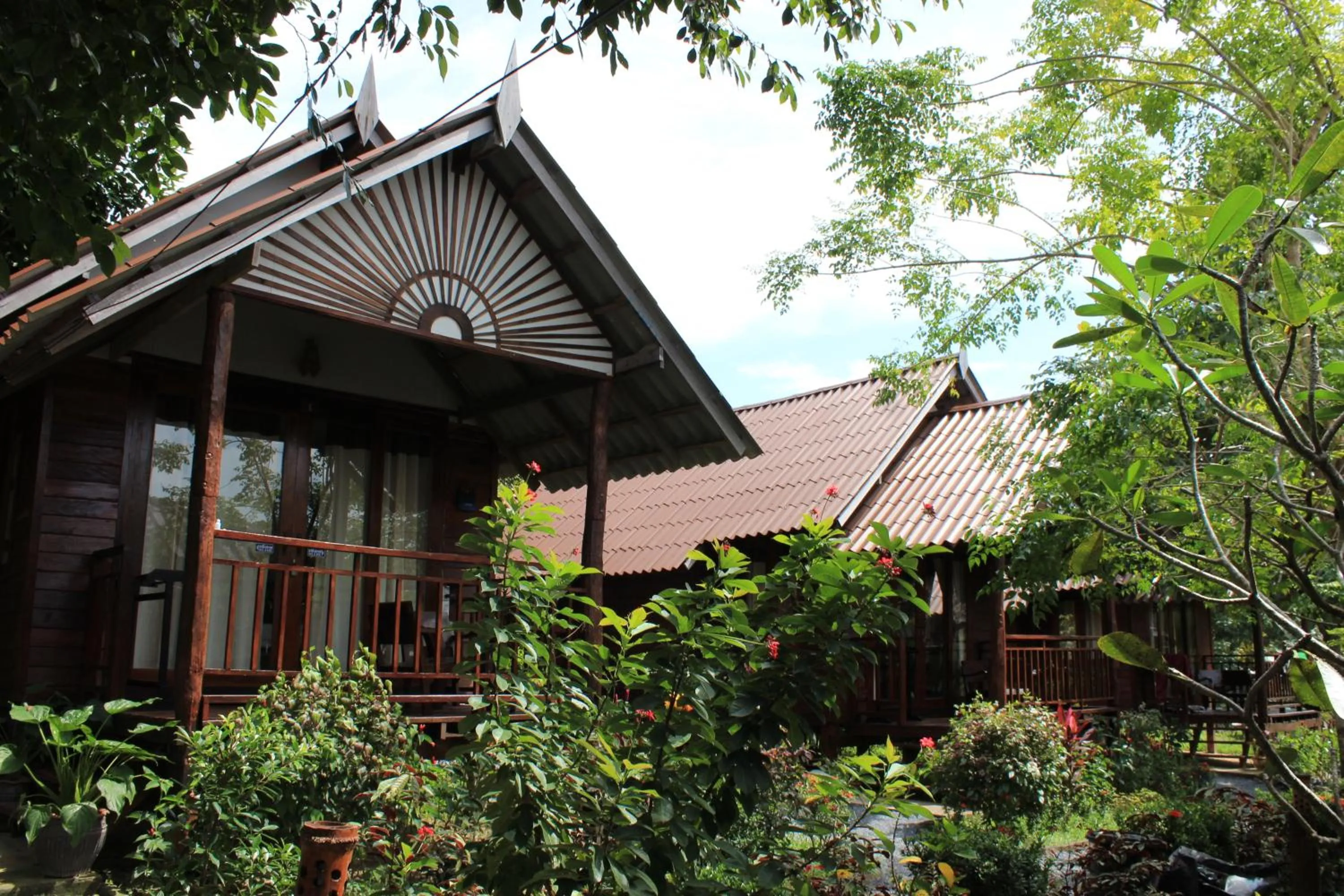 Property building in Lanta Happy Hill