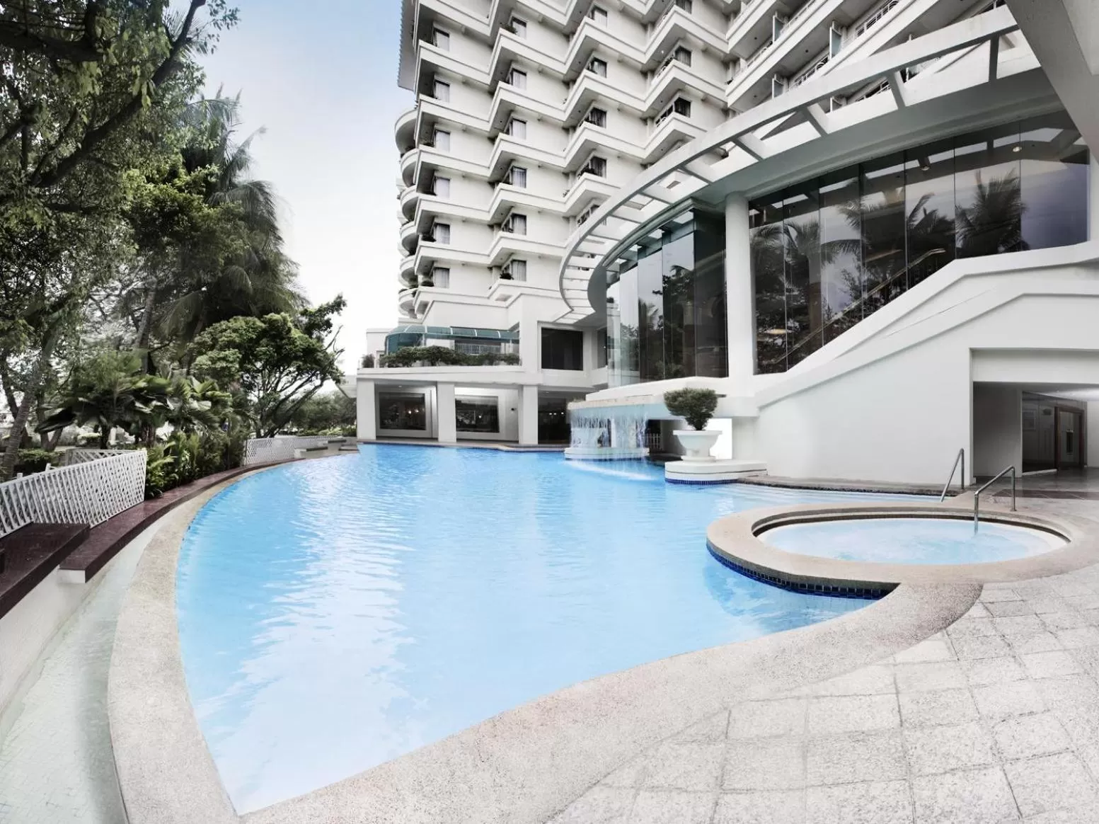 Swimming pool in Dorsett Grand Labuan