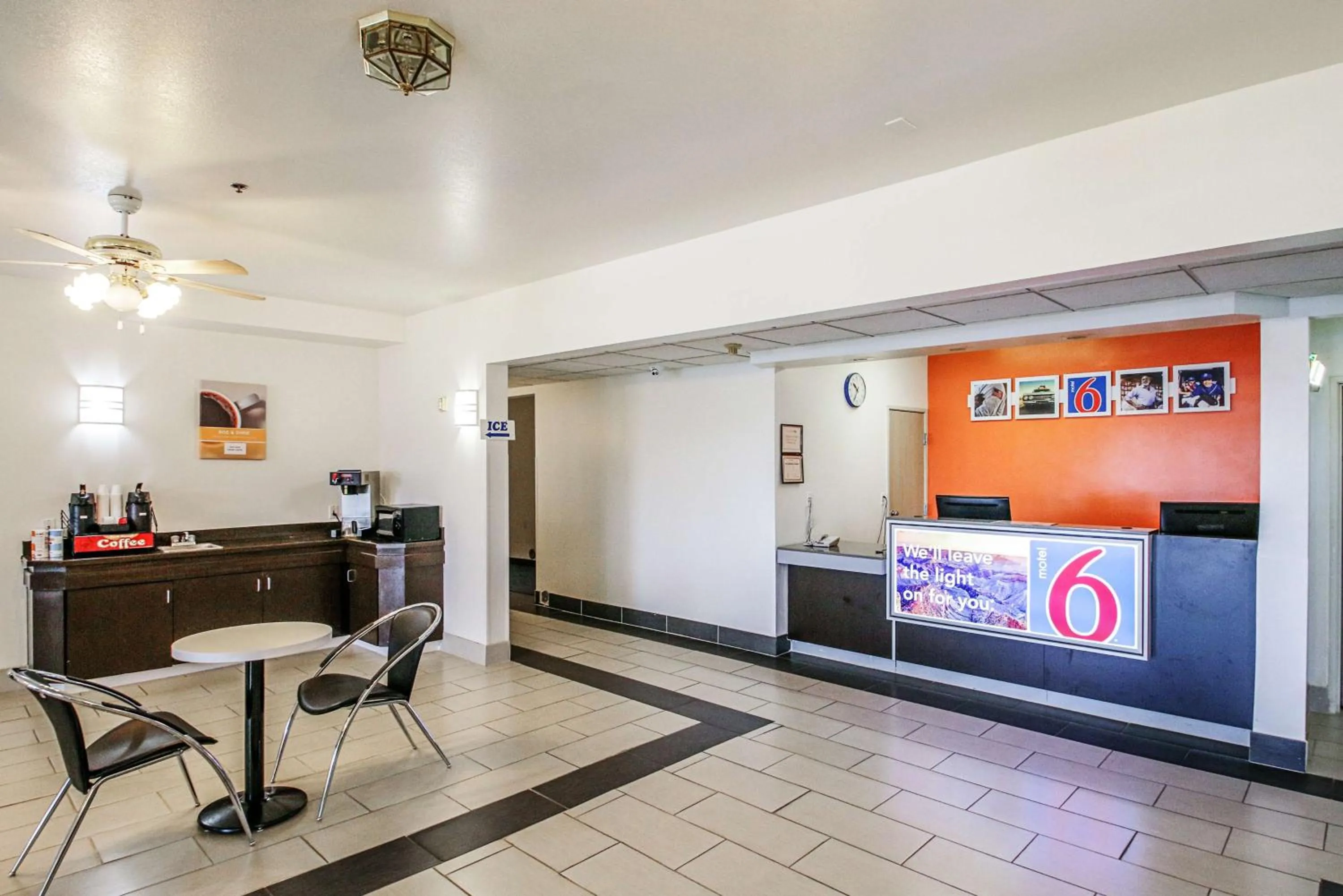 Lobby or reception in Motel 6-Nephi, UT