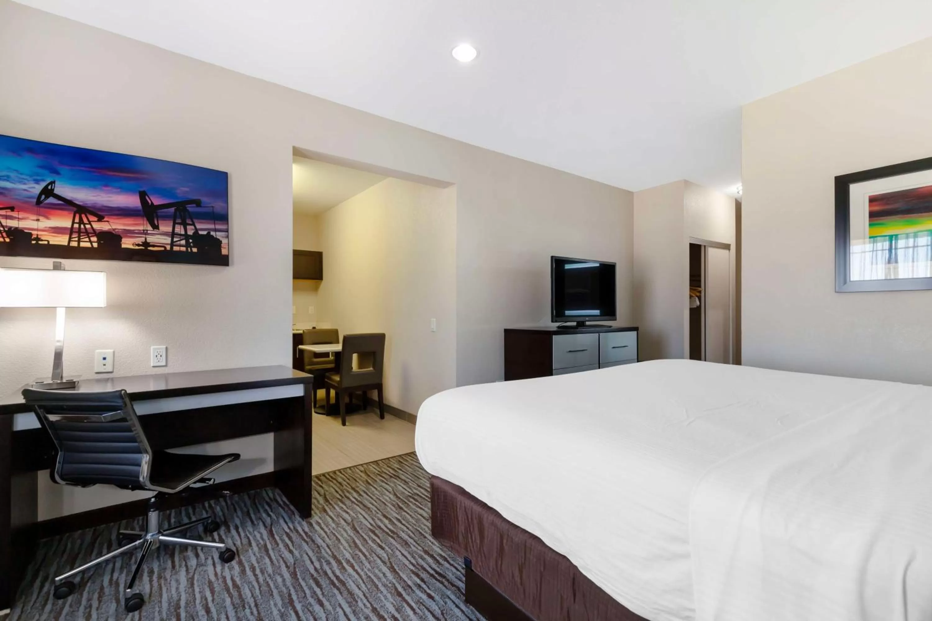 Bedroom, Bed in Best Western Plus Pleasanton Hotel