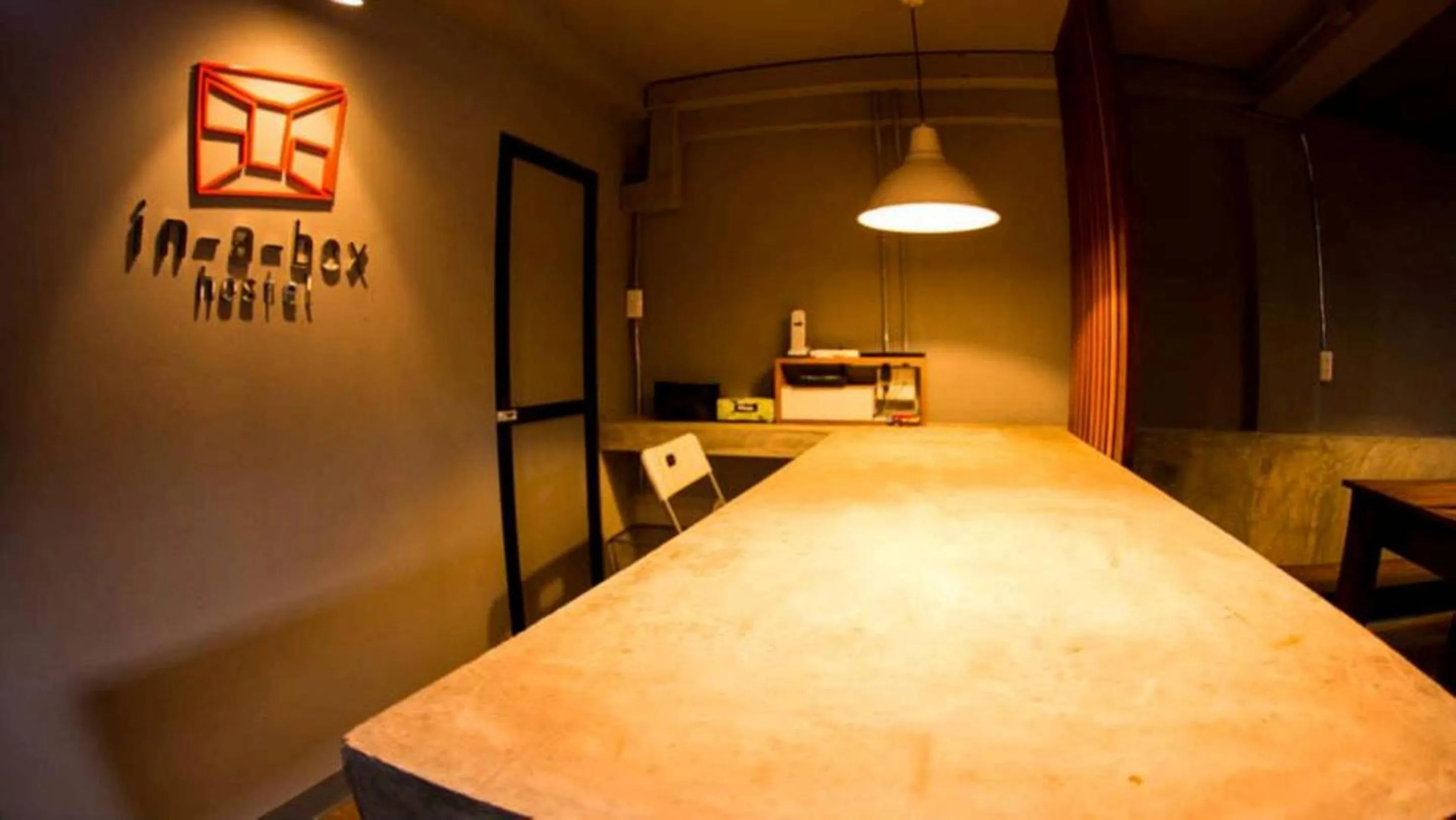 Lobby or reception in In a Box Hostel