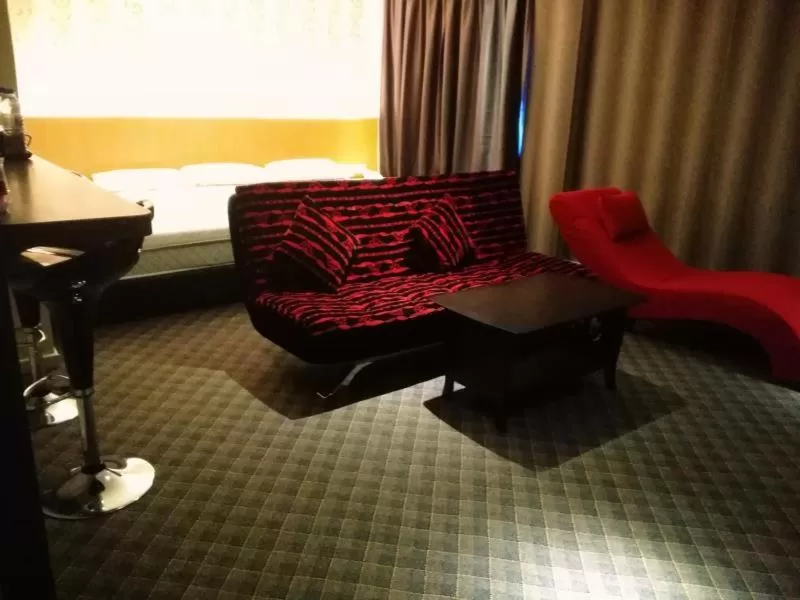 Grandeur Hotel And Spa