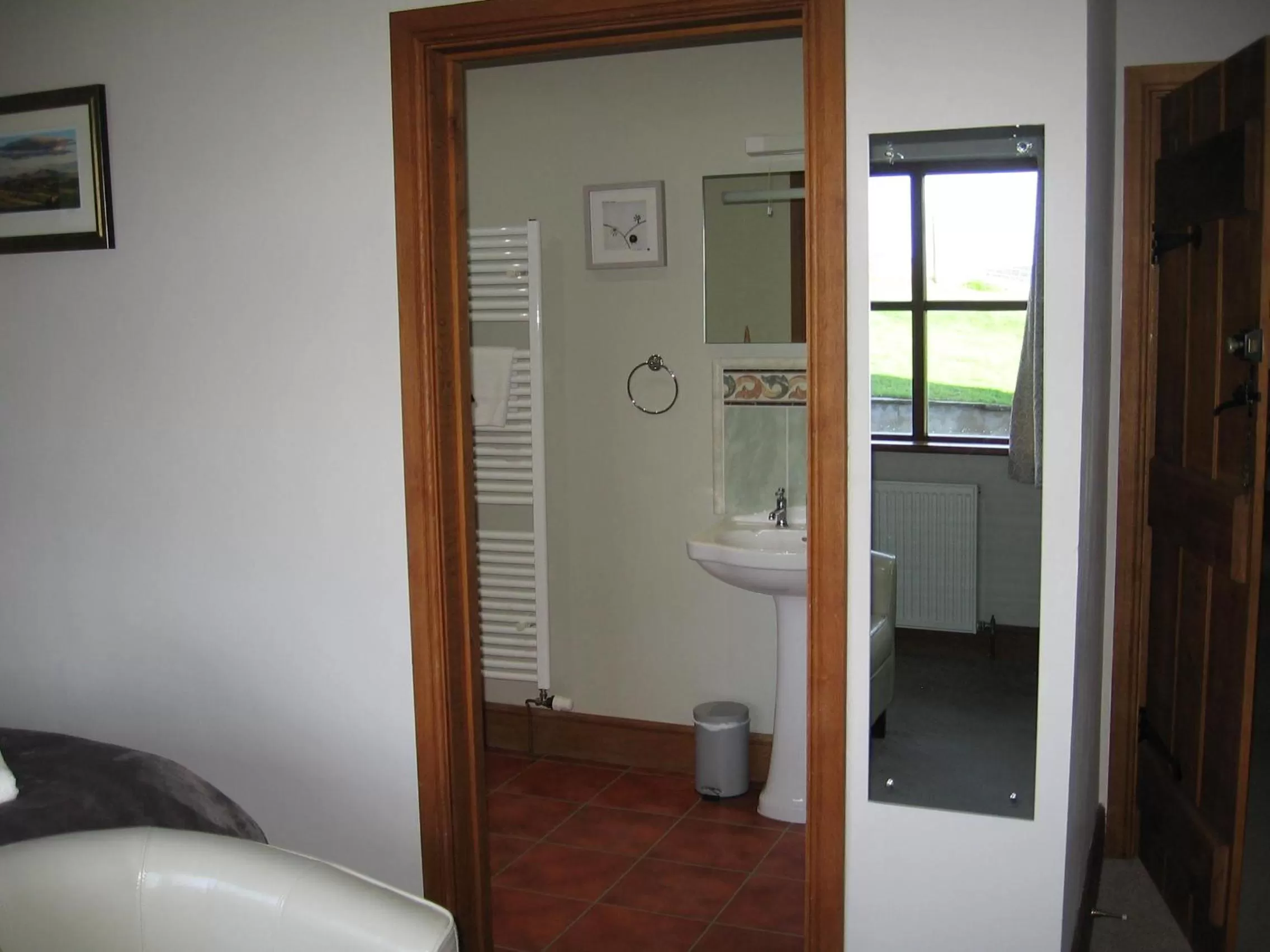 Bathroom in Beaconsview B&B