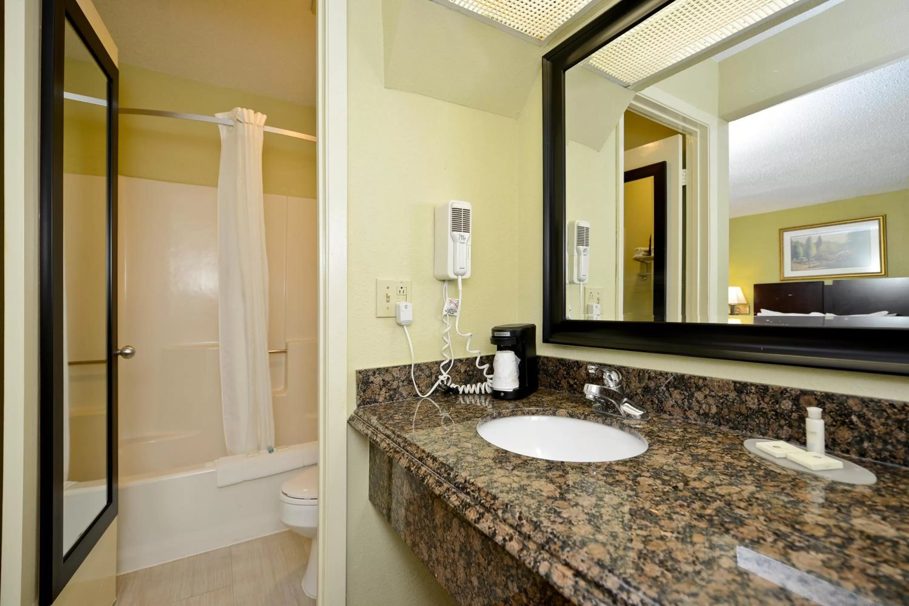 Bathroom in Super 8 by Wyndham Corpus Christi Northwest