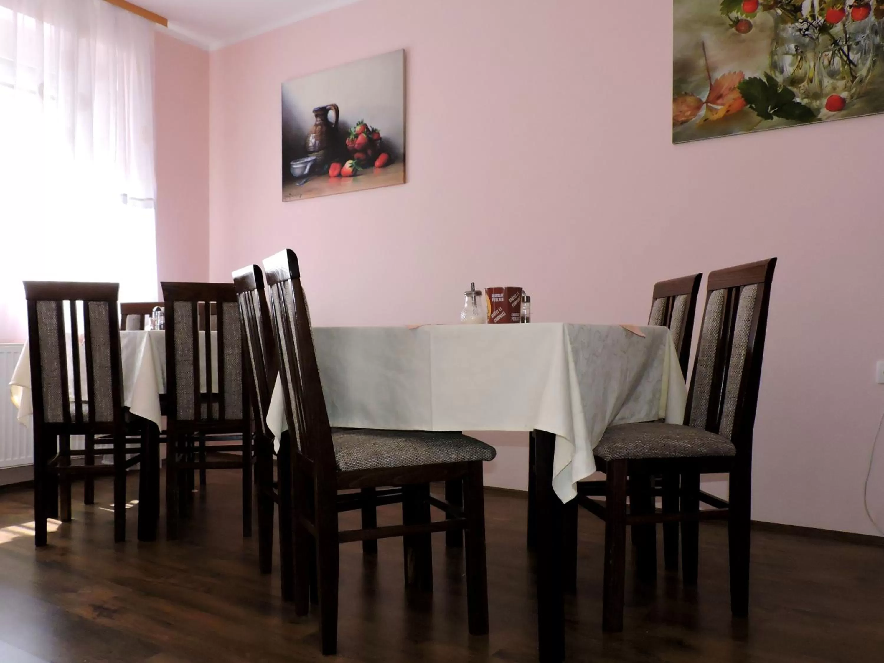 Dining area, Restaurant/Places to Eat in B&B Zmajevo Gnezdo 021