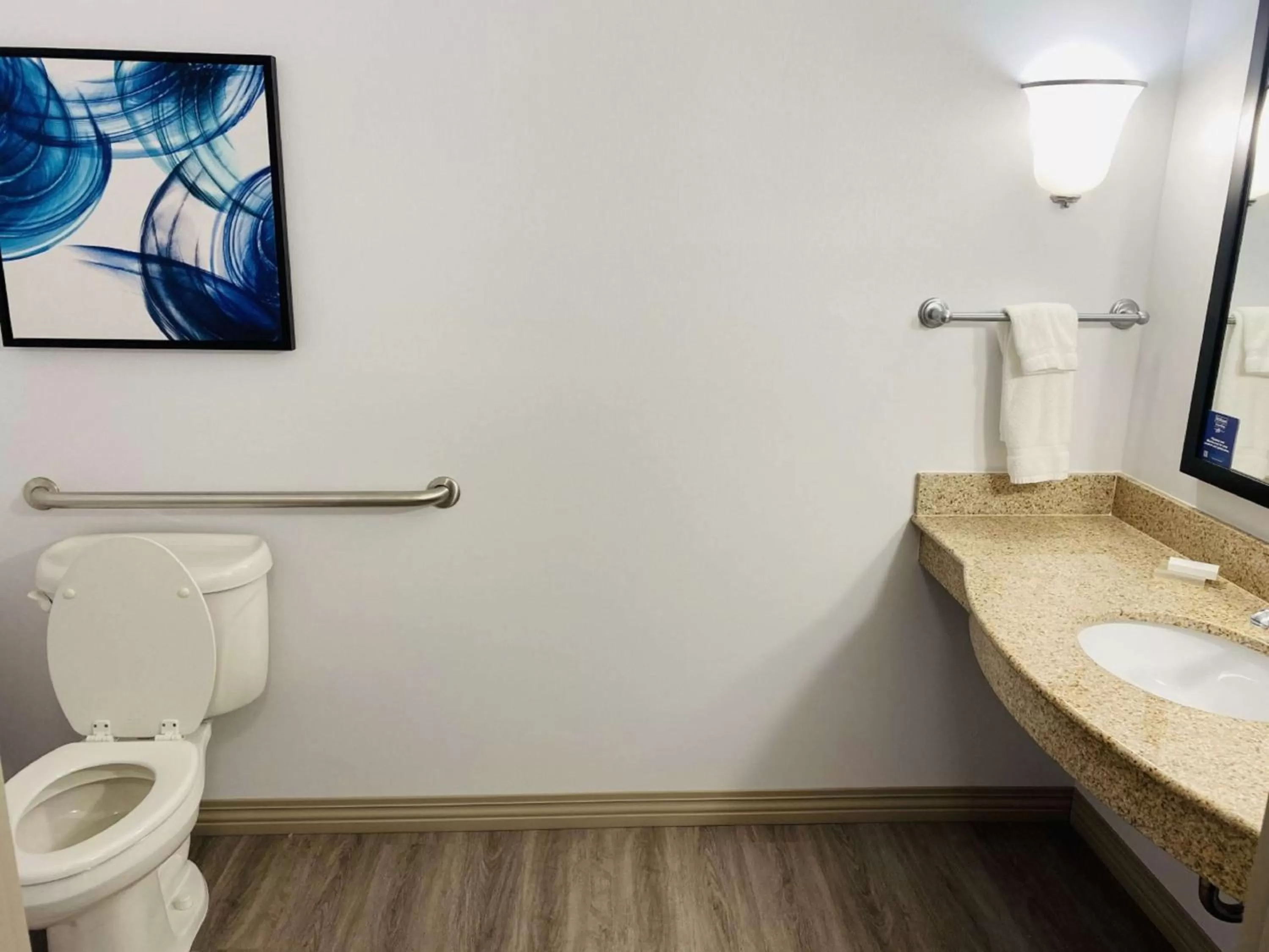 Bathroom in Hilton Garden Inn Columbia