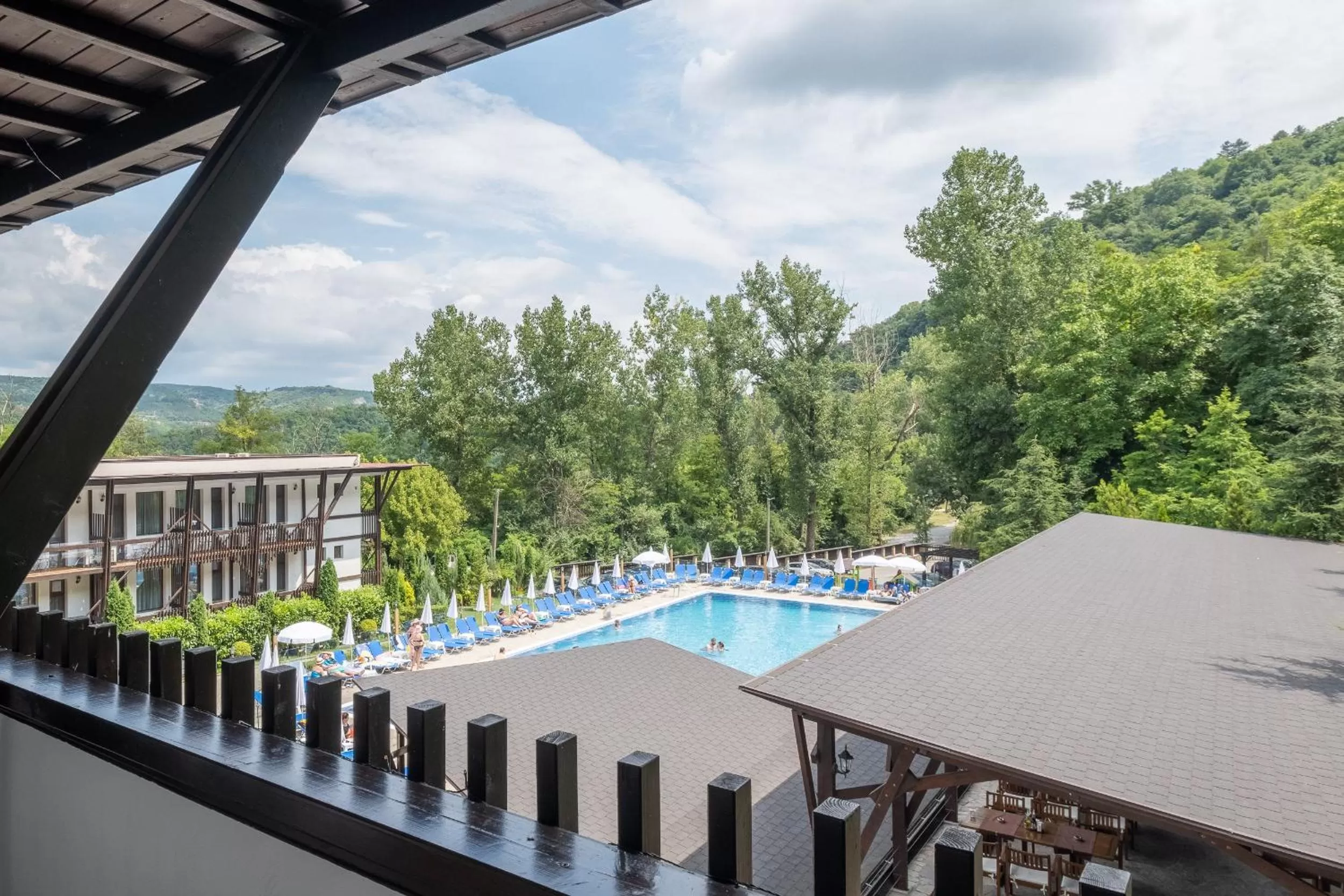 Garden view in Park Hotel Asenevtsi