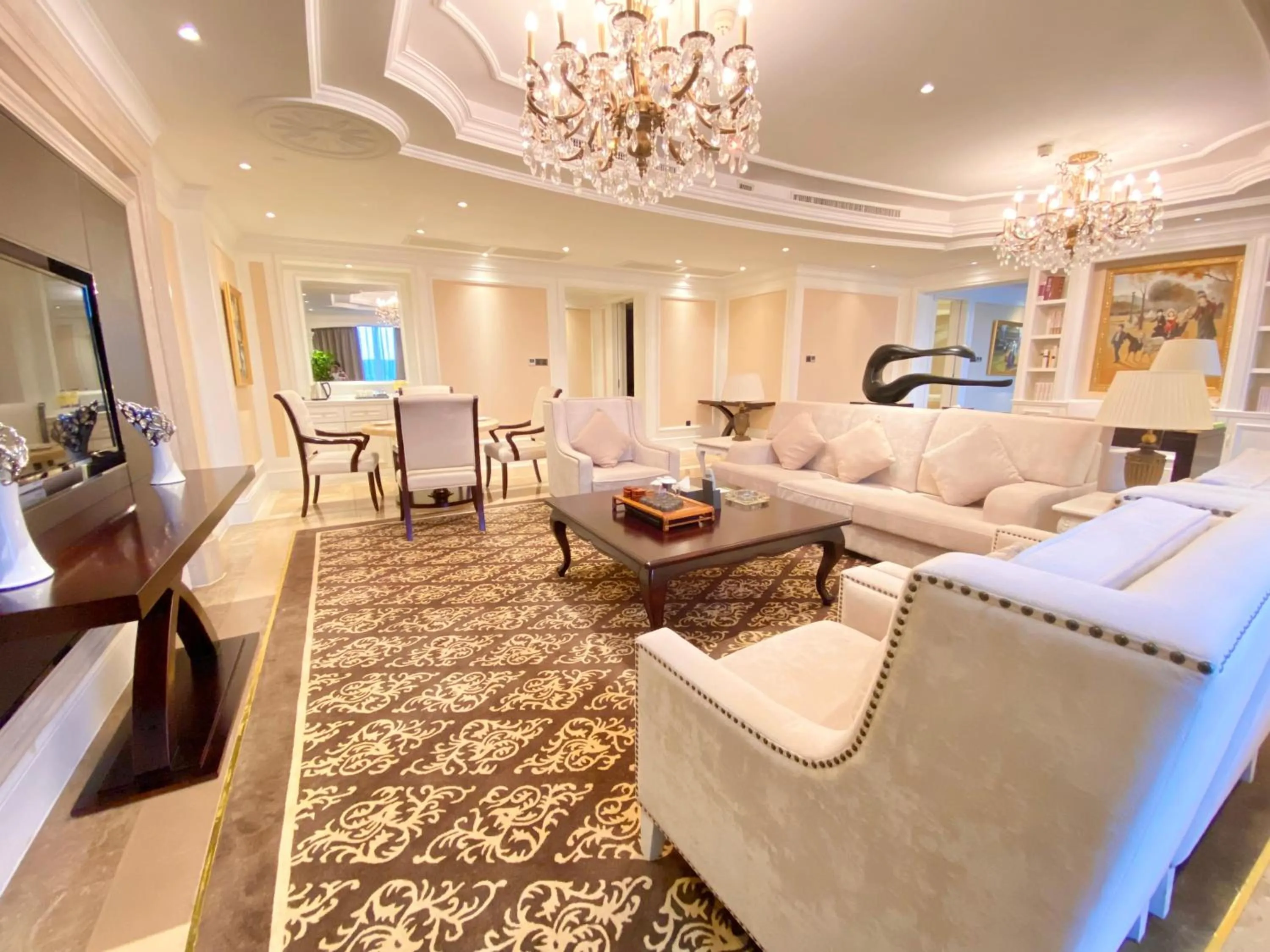 Photo of the whole room in Holiday Inn Foshan Nanhai Central by IHG