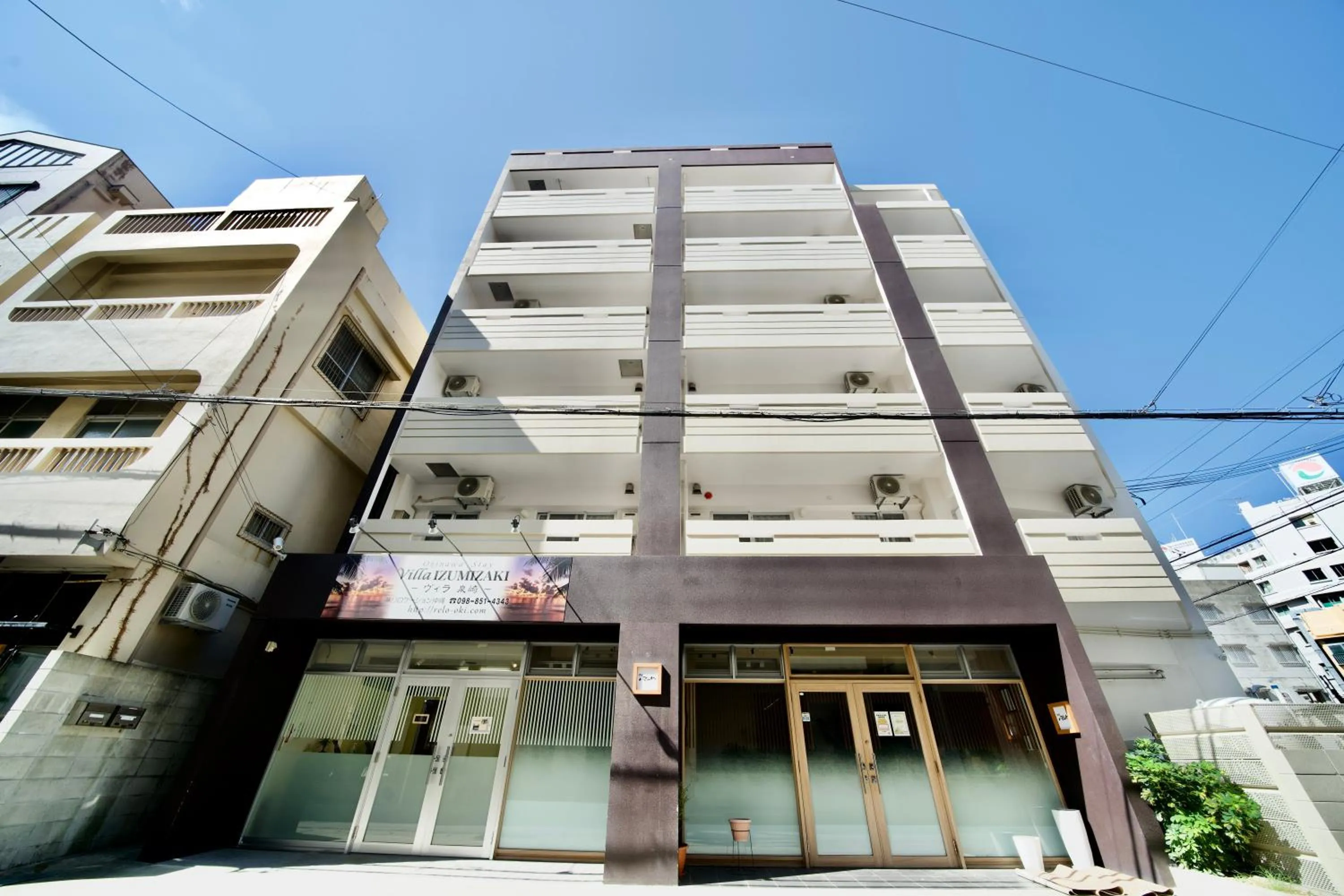 Property building in Villa Izumizaki