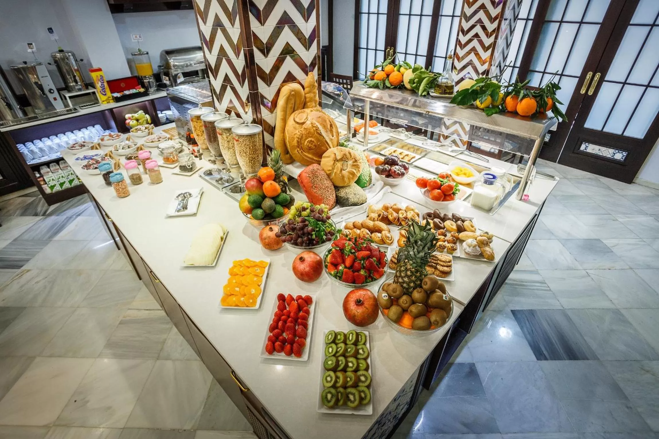 American breakfast in Hotel Comfort Dauro 2