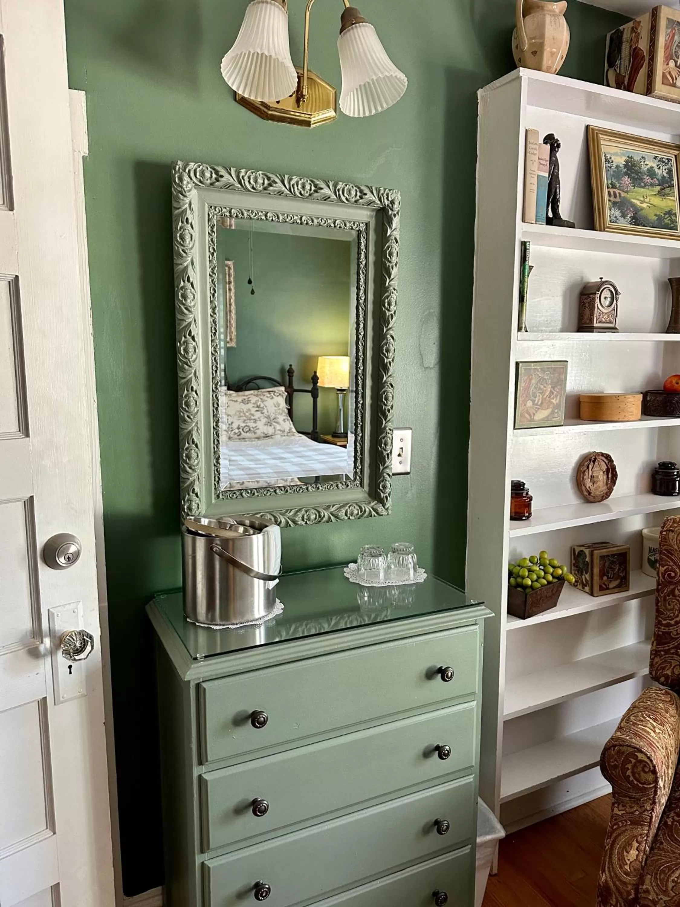 Bedroom in Red Rocker Inn
