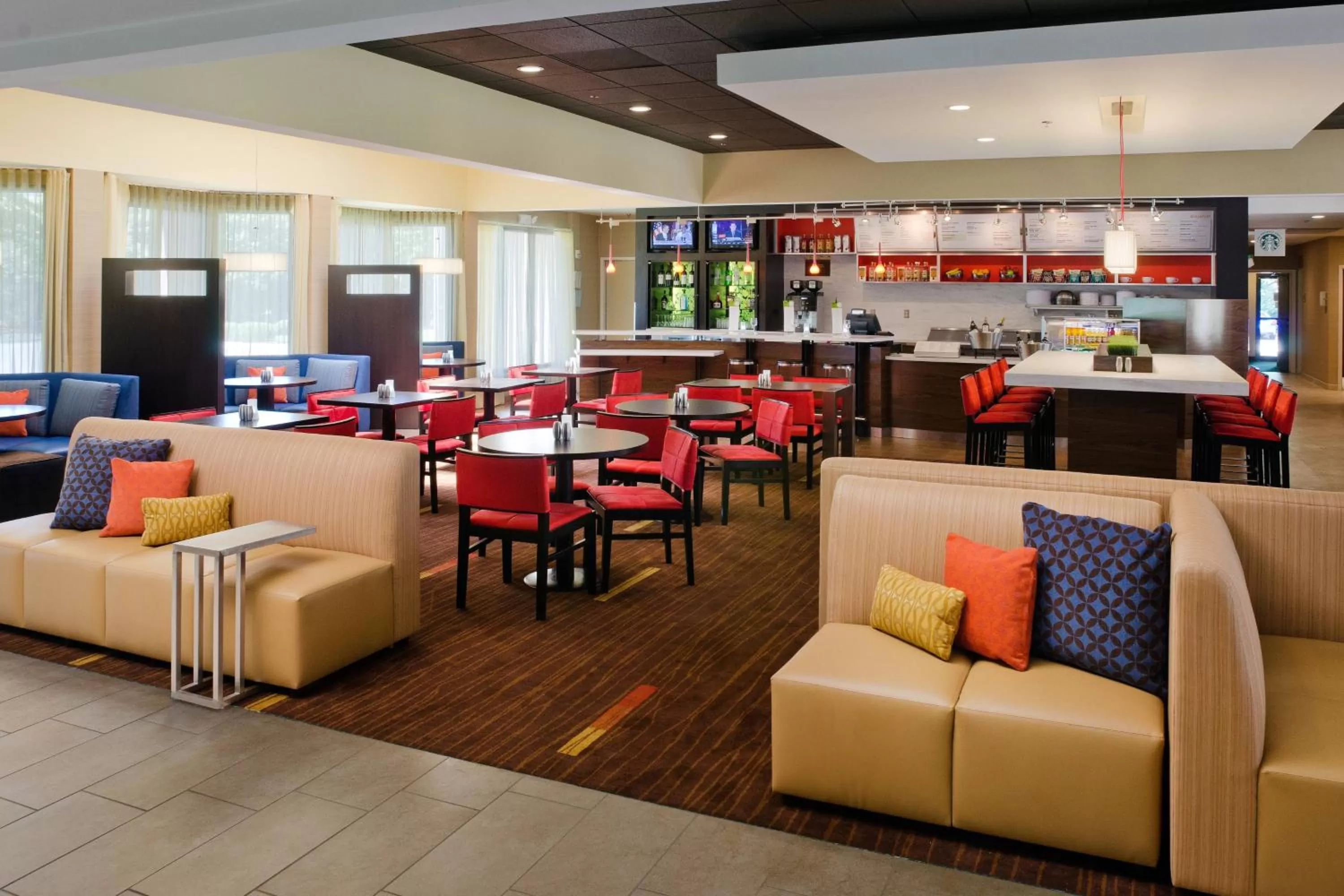 Lobby or reception in Courtyard by Marriott Huntsville University Drive