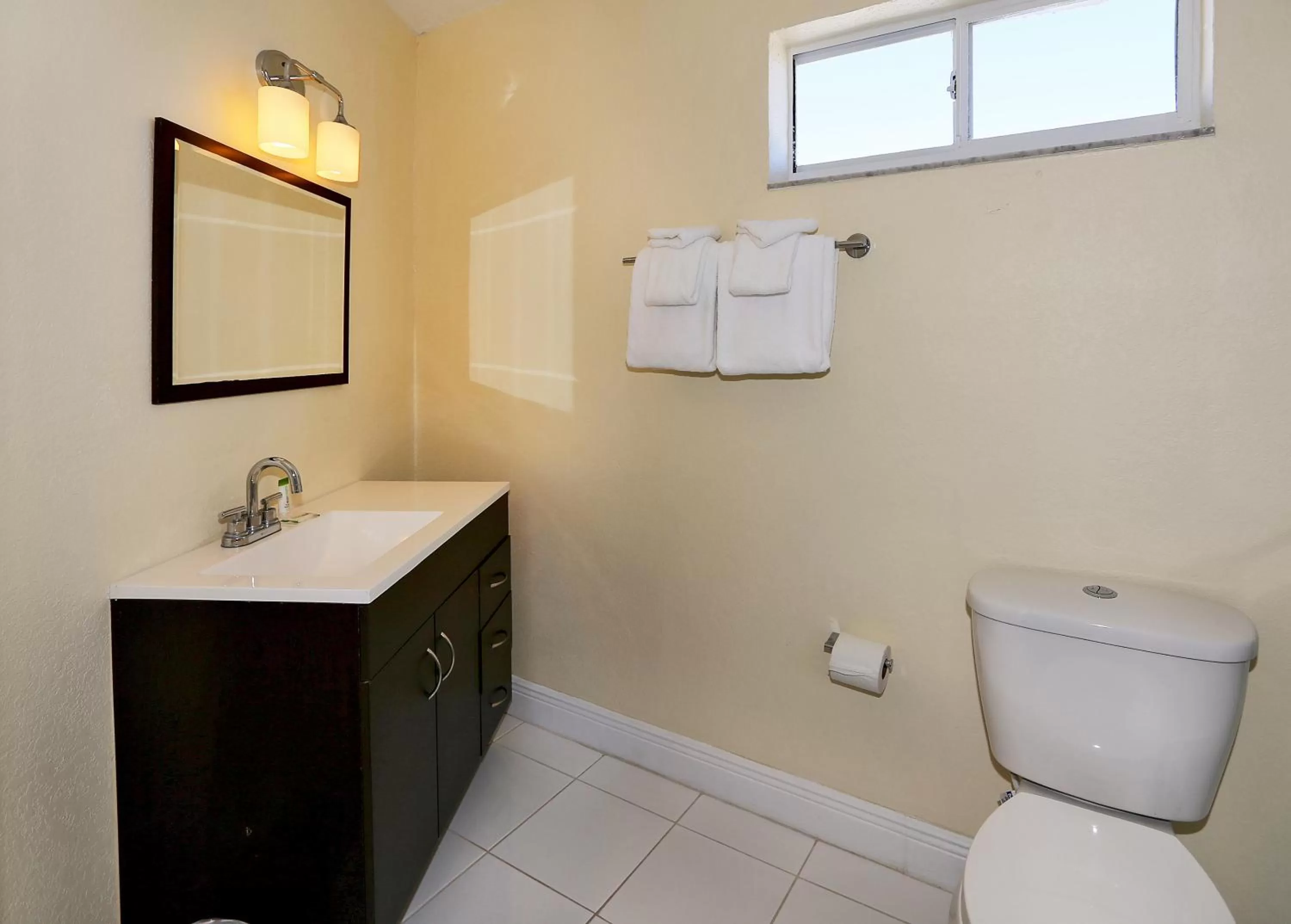 Bathroom in Chateau Mar Beach Resort