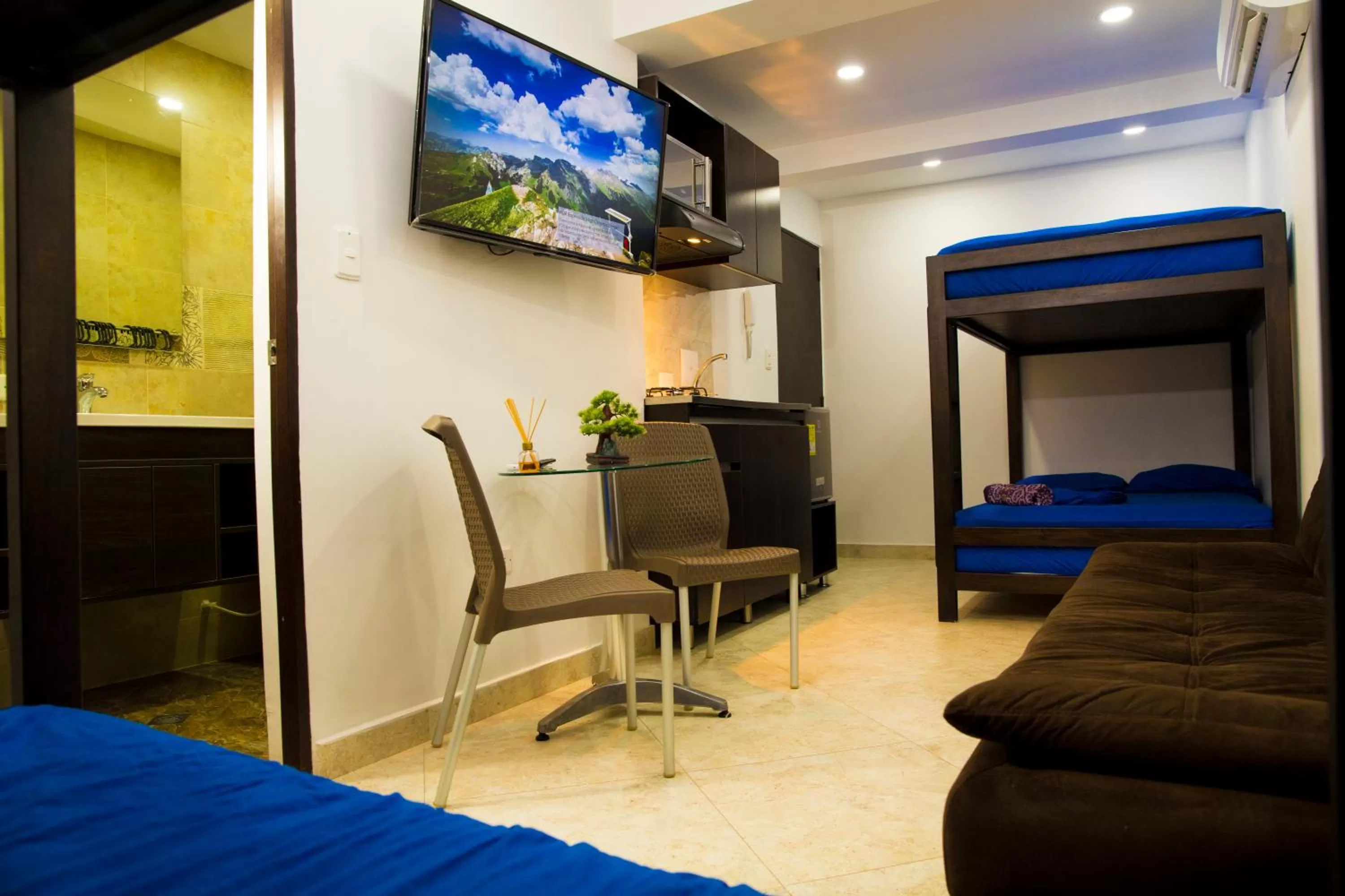 Bed in Hollywood Beach Suite