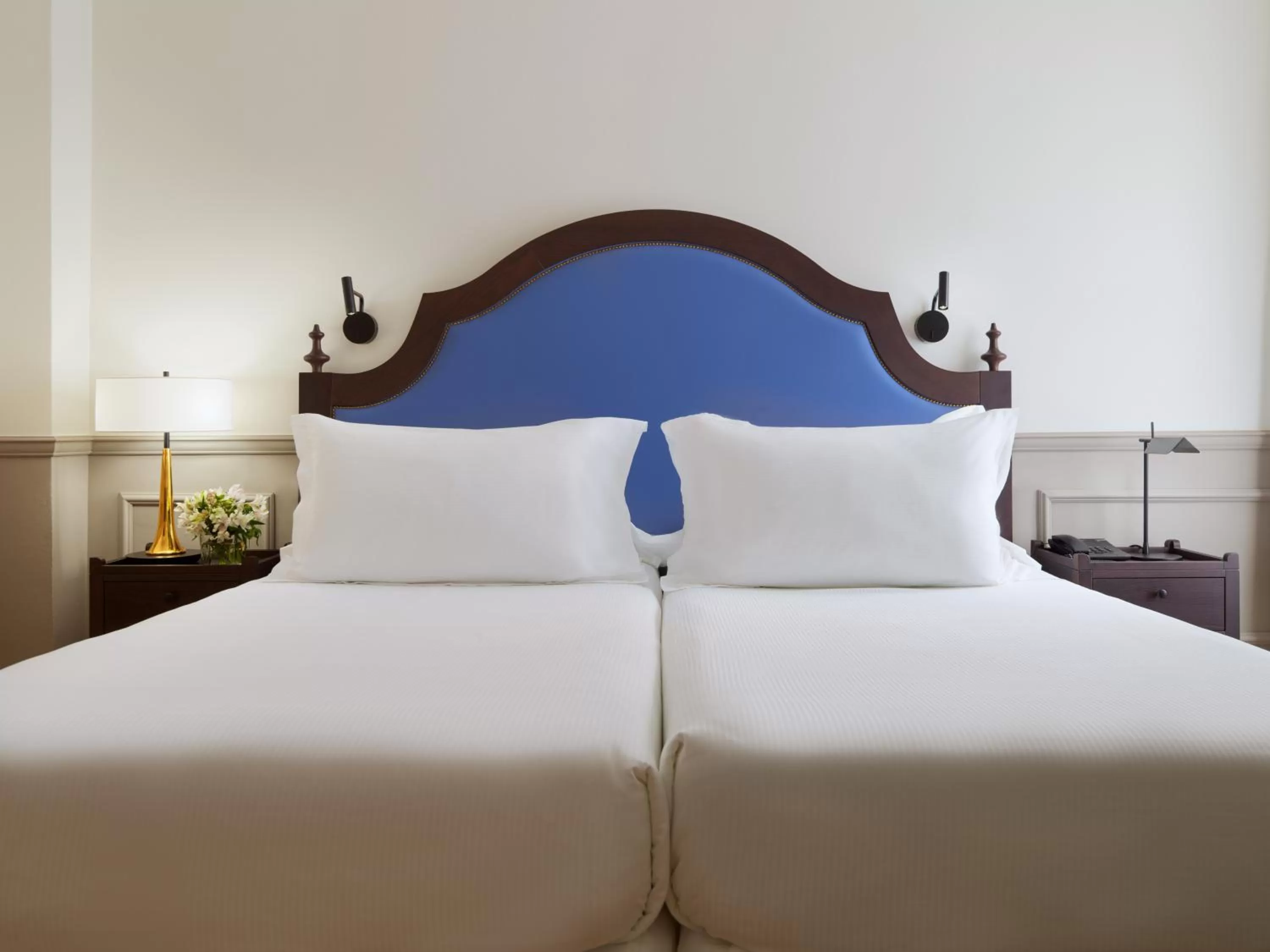 Decorative detail, Bed in H10 Corregidor Boutique Hotel