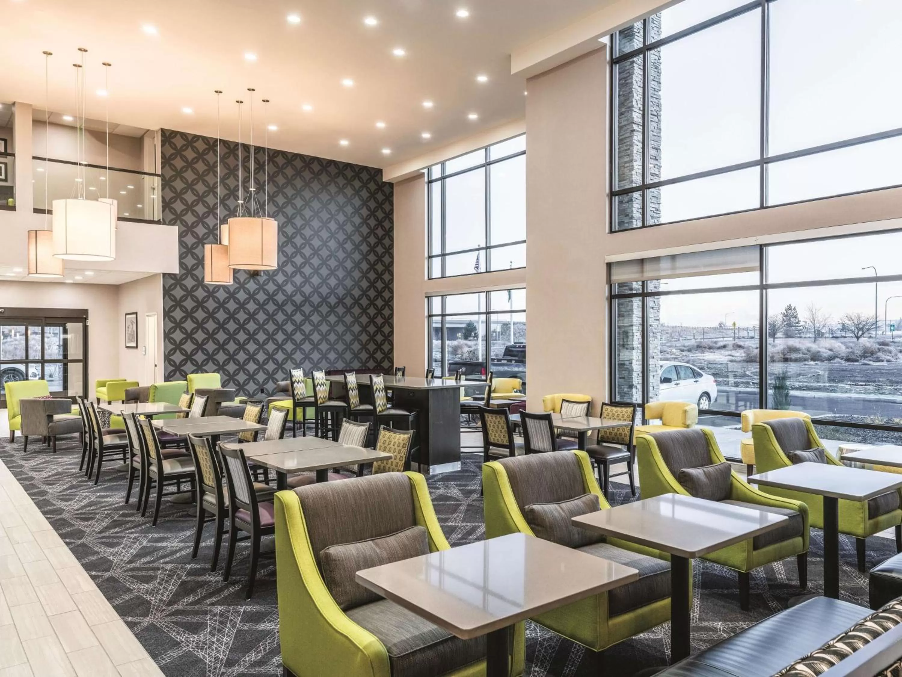 Lobby or reception in La Quinta Inn & Suites by Wyndham Walla Walla