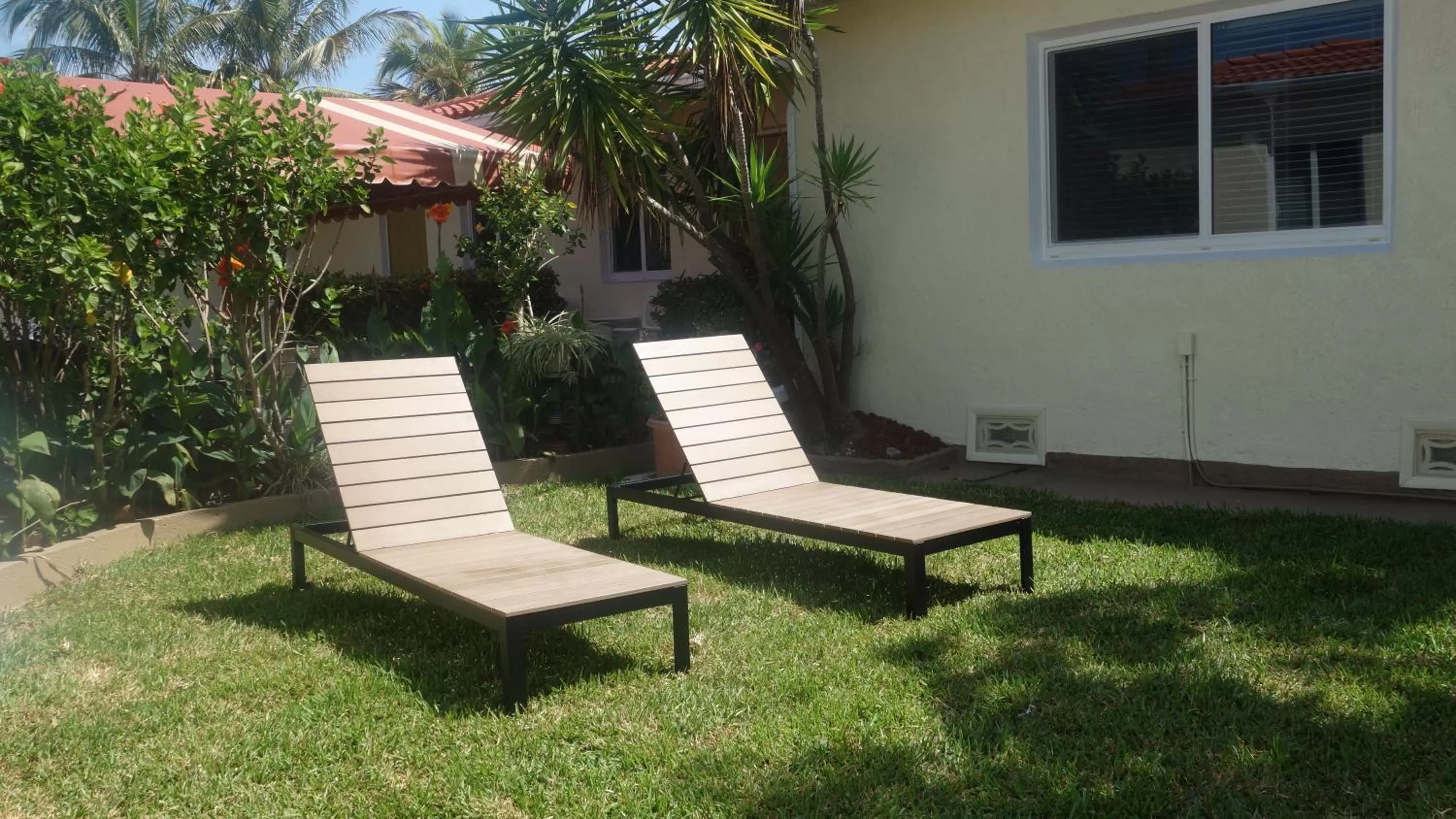 Day in Ocean Drive Villas