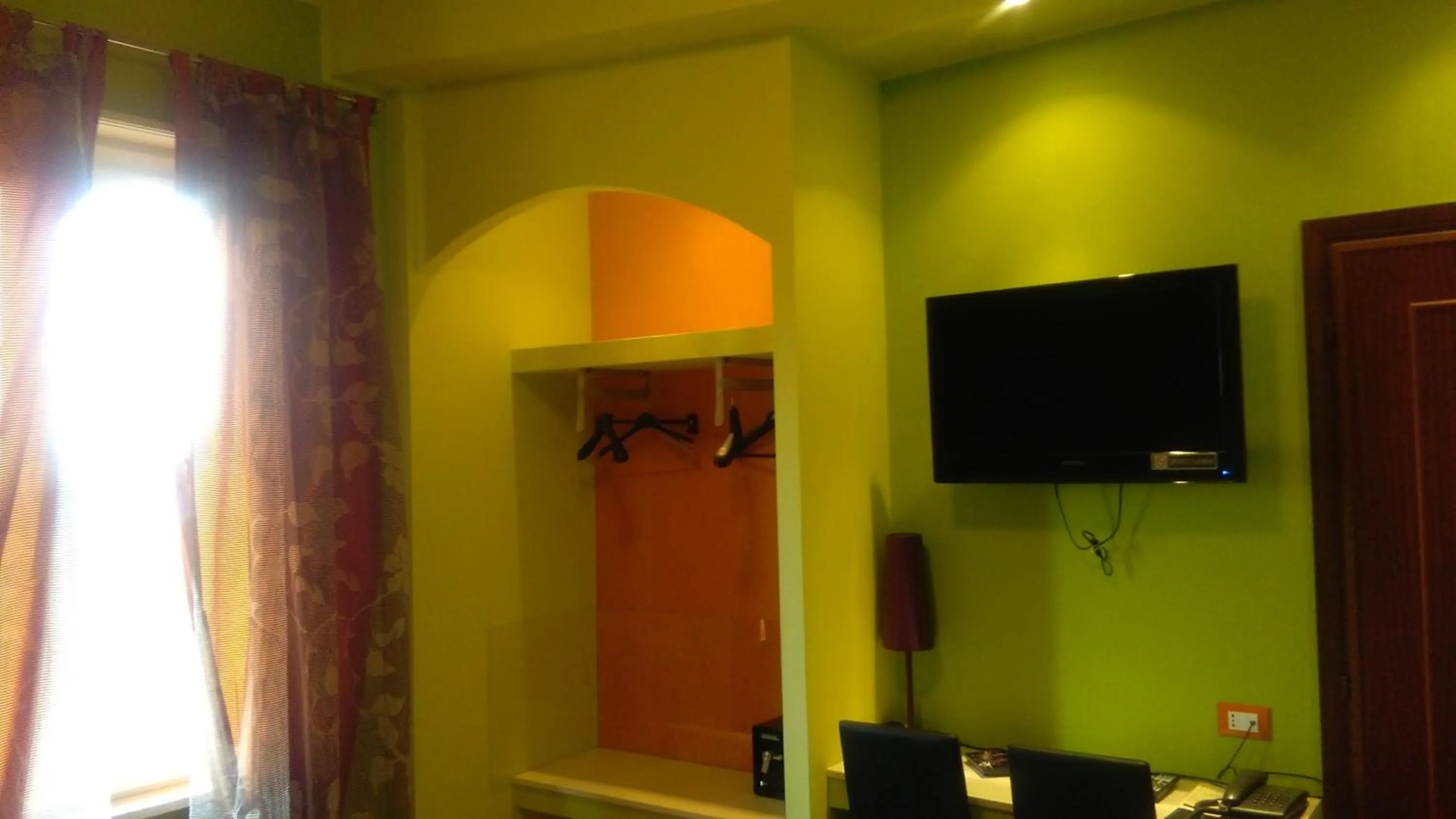 Bedroom in La Quercia Hotel con Ristorante