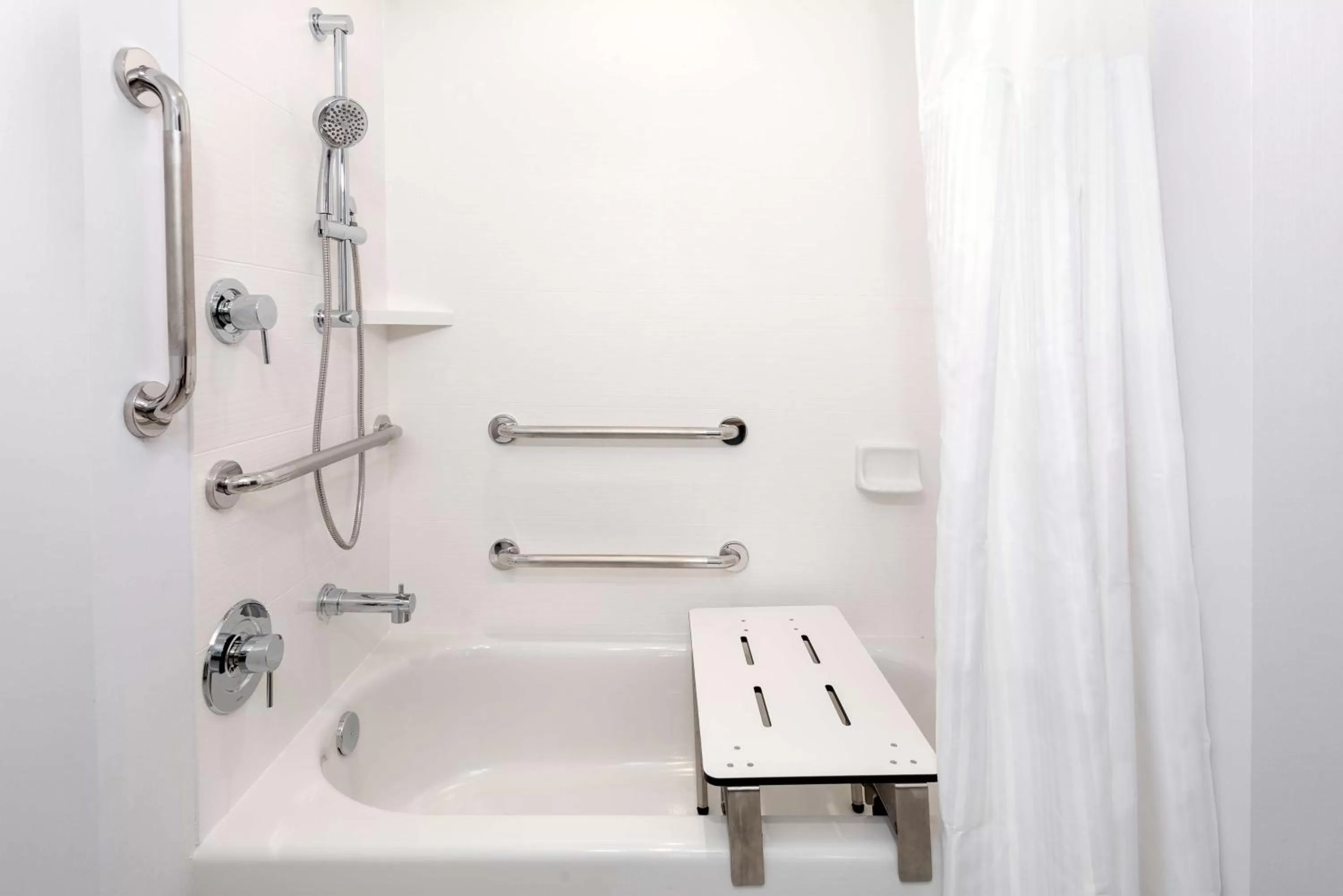 Bathroom in Hilton Garden Inn Panama City Airport, Fl