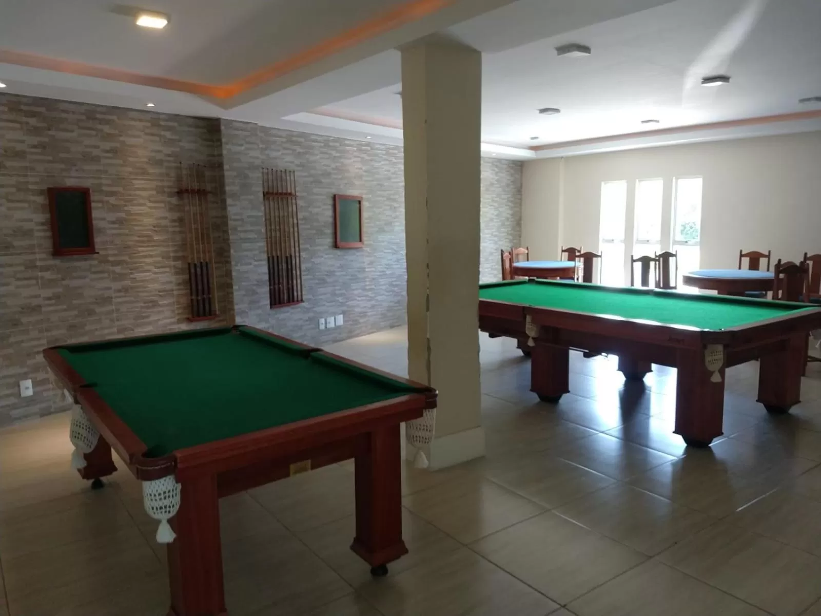 Billiard in Apartamento no Golden Lake - pé na areia, agua de côco e cervejinha