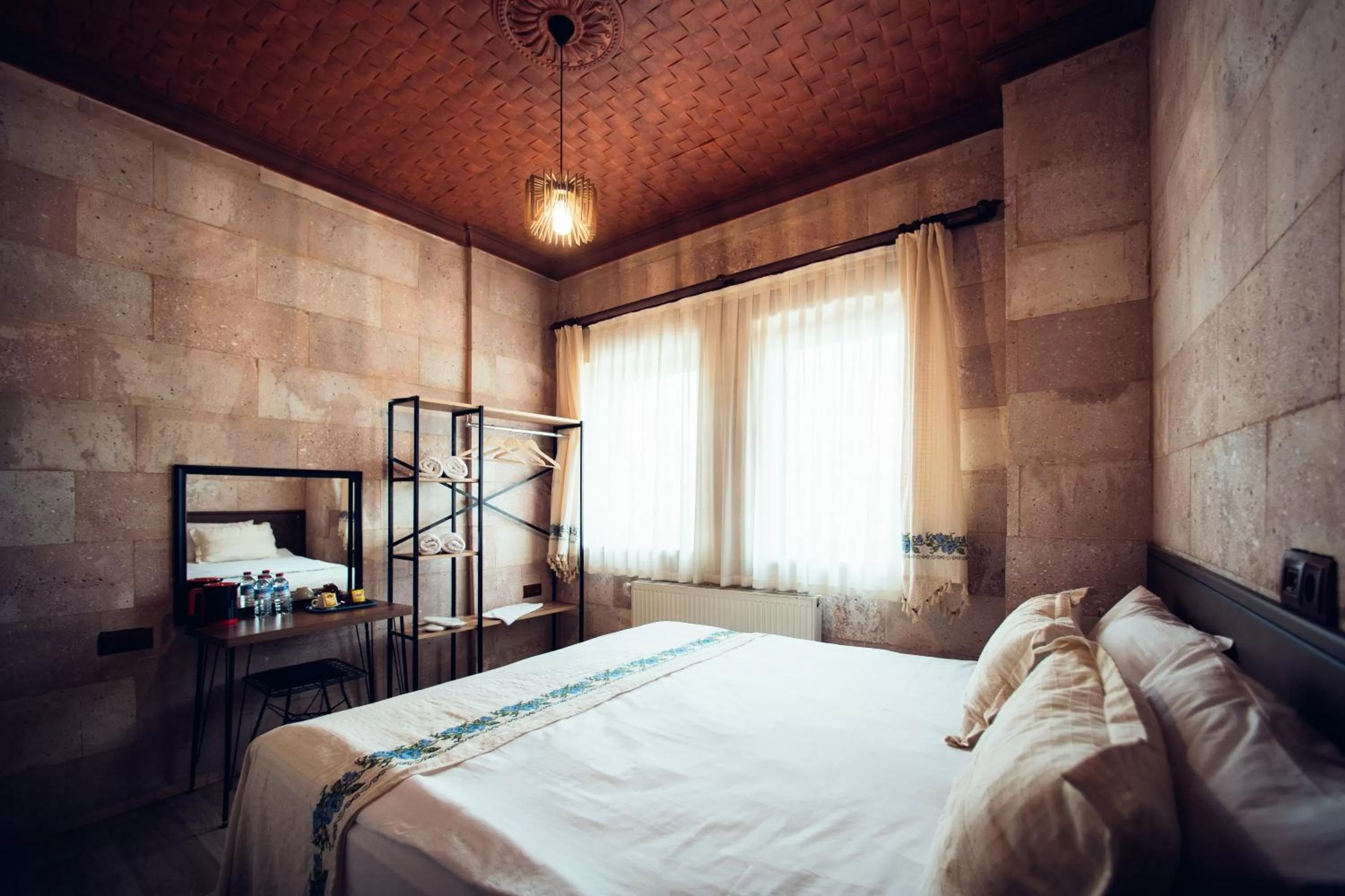 Bed in Azalea Terrace Cave Hotel