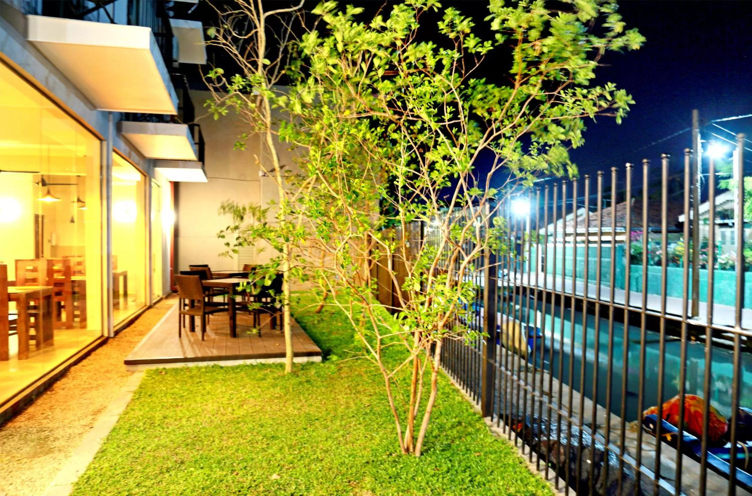 Patio in Hive 68 Hotel and Resorts - Negombo