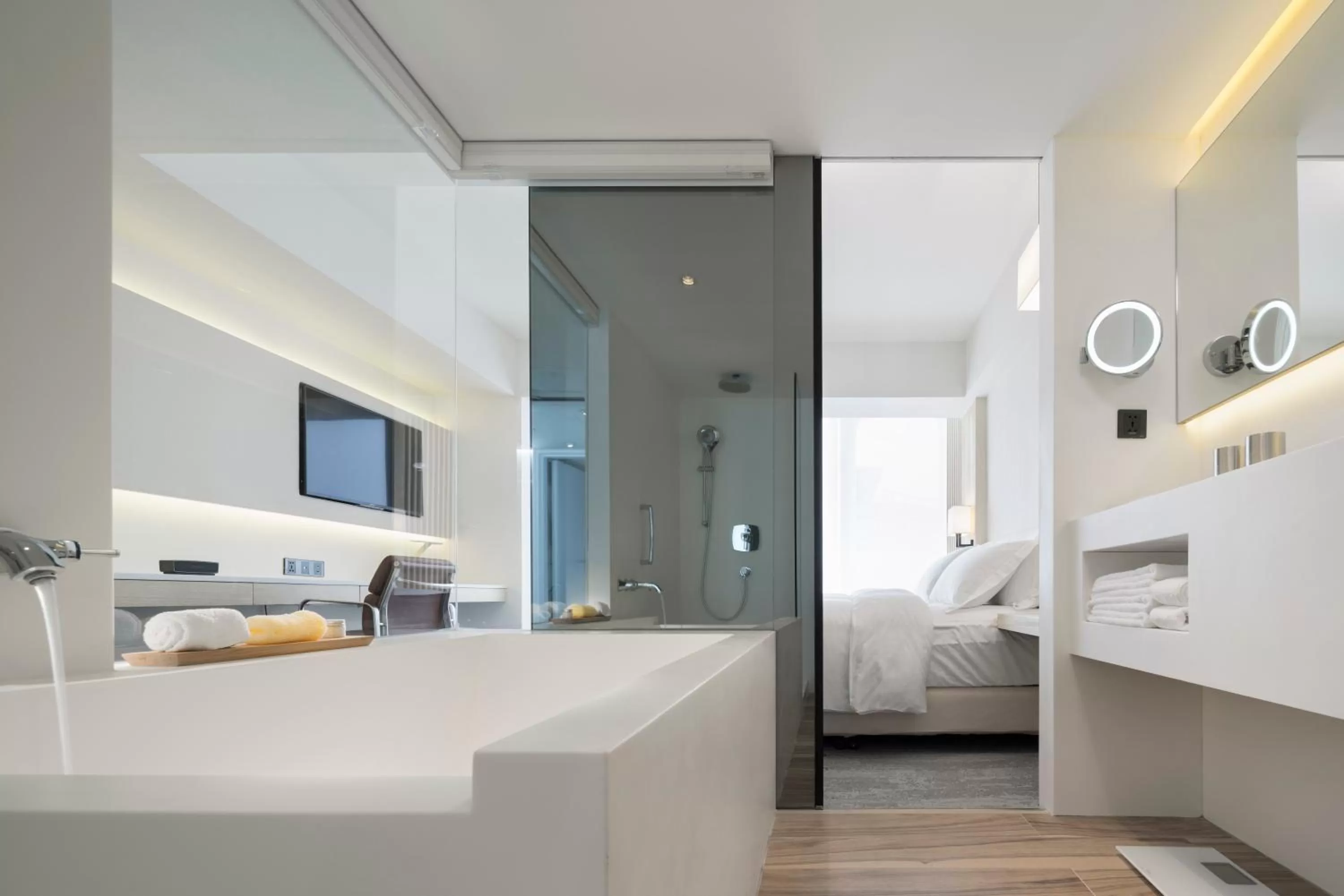 Photo of the whole room, Bed in Swiio Hotel Daan