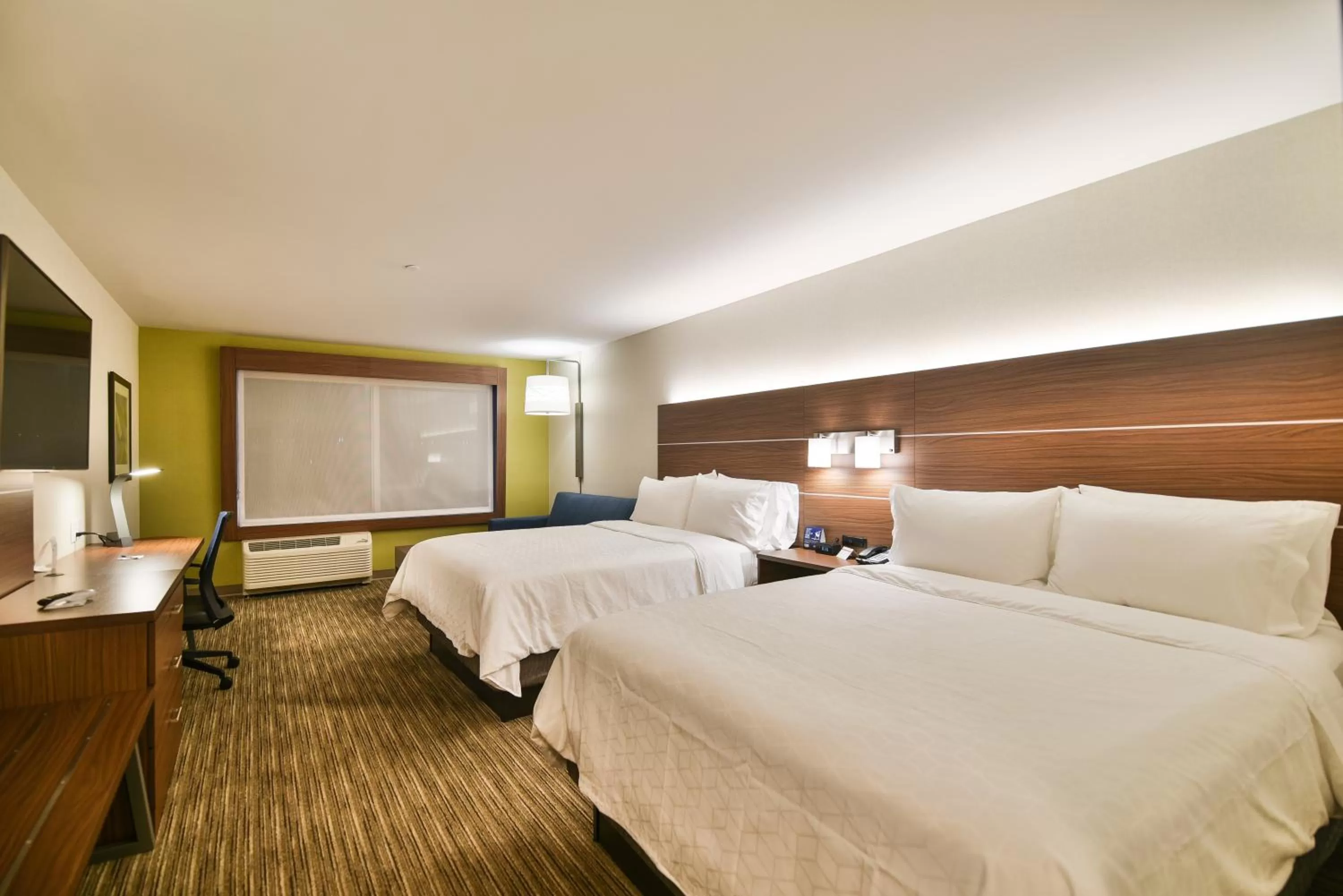 Bedroom, Bed in Holiday Inn Express & Suites Lehi - Thanksgiving Point by IHG