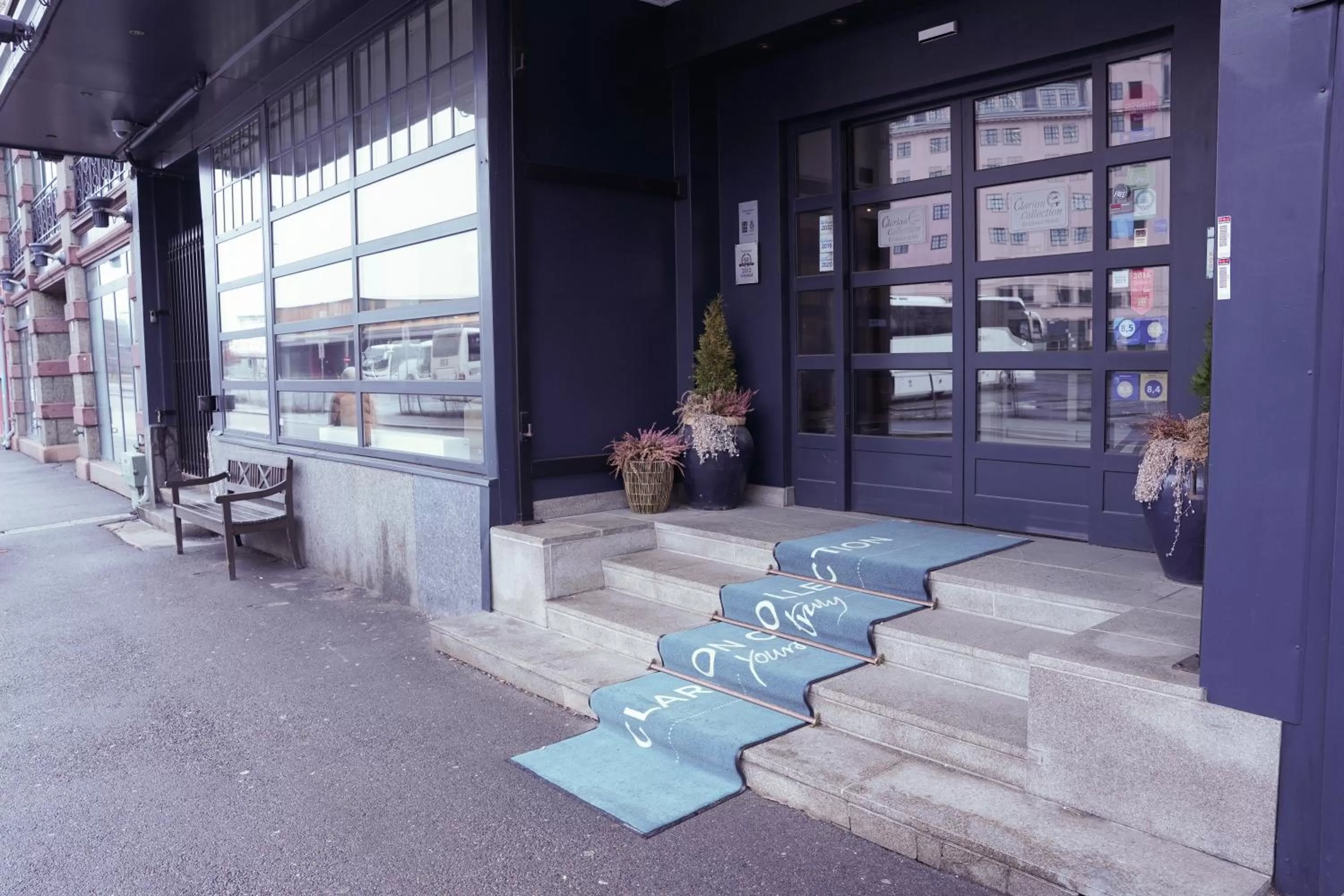Facade/entrance in Home Hotel Bastion