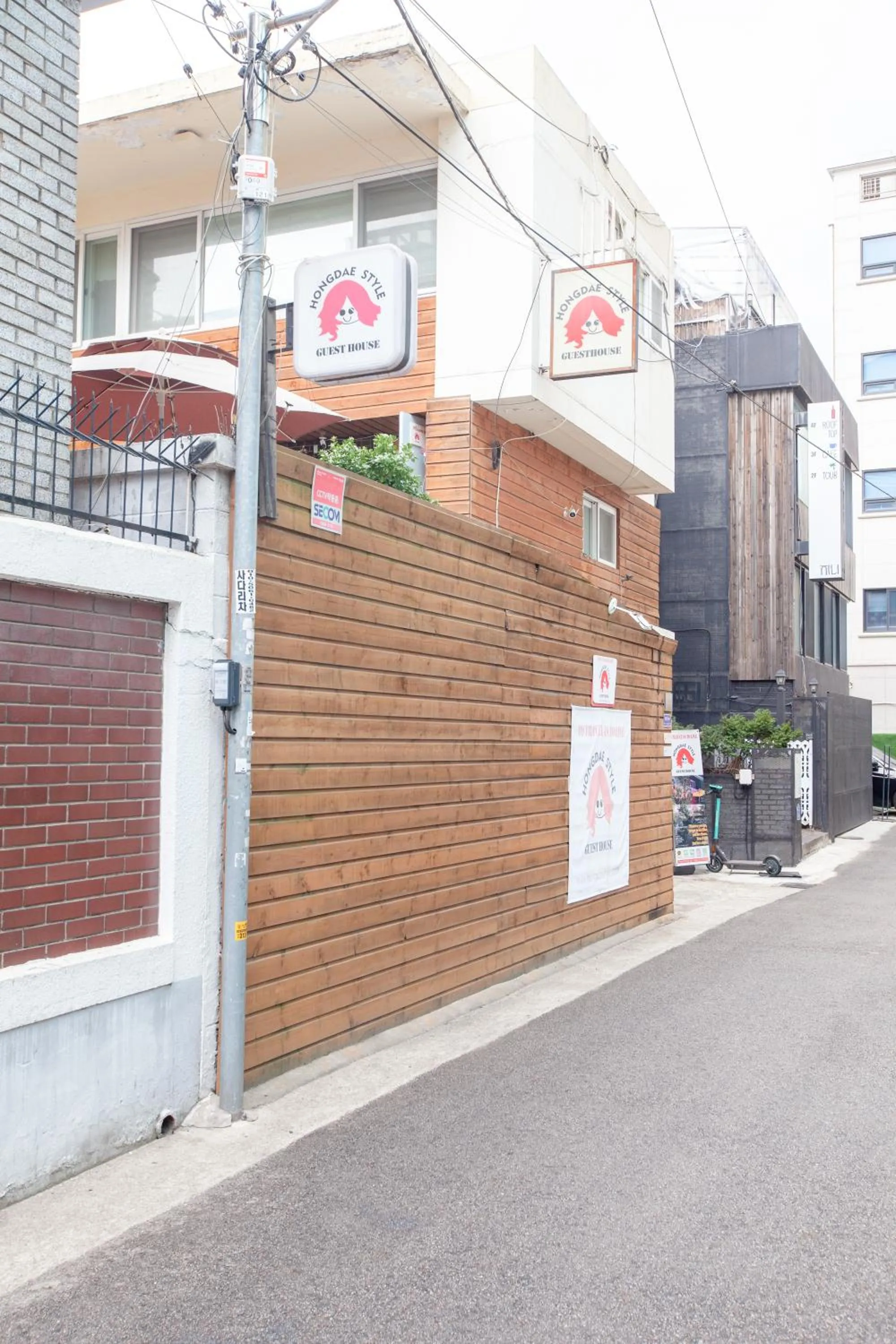 Property building in Hongdae Style Guesthouse
