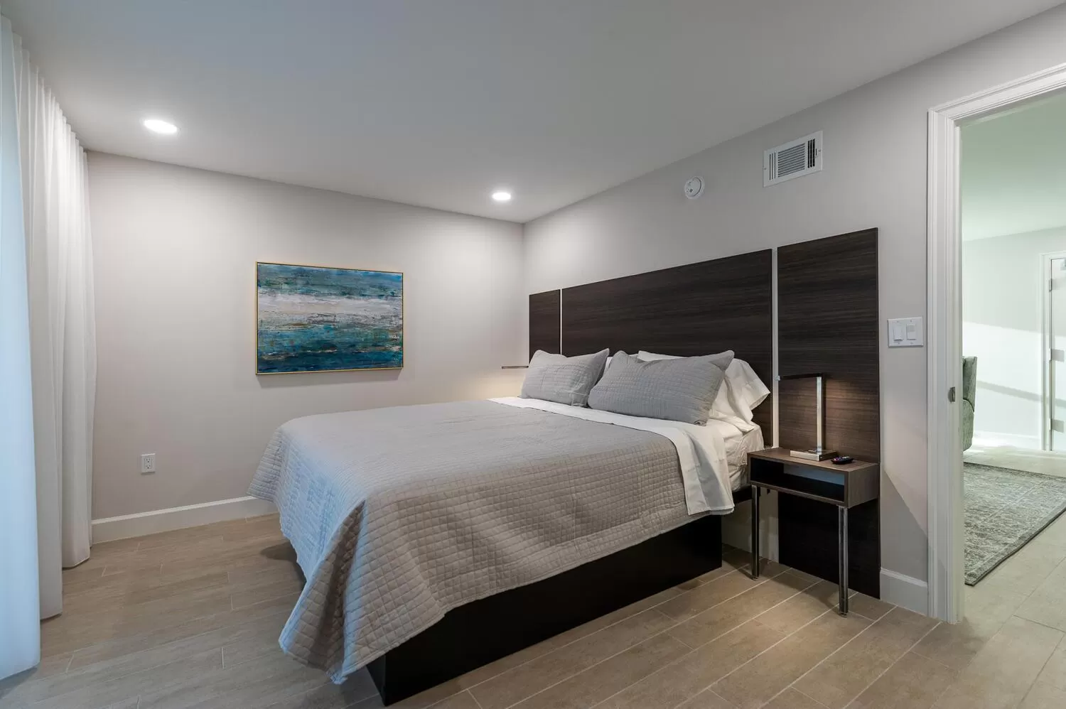 Bedroom, Bed in Wiggins Pass Chalet